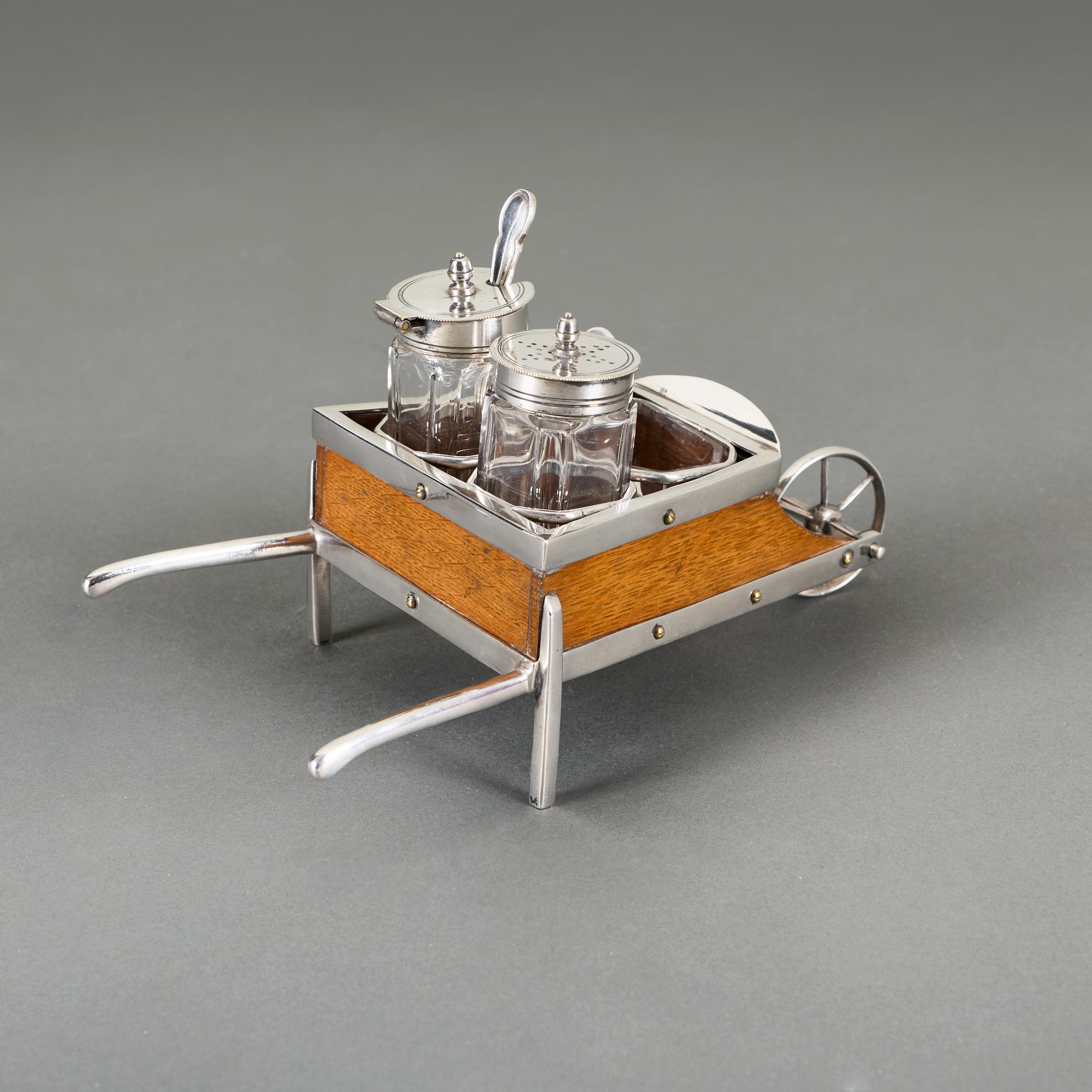 Édouardien Set de burettes de fantaisie en plaqué argent de l'époque édouardienne anglaise en vente