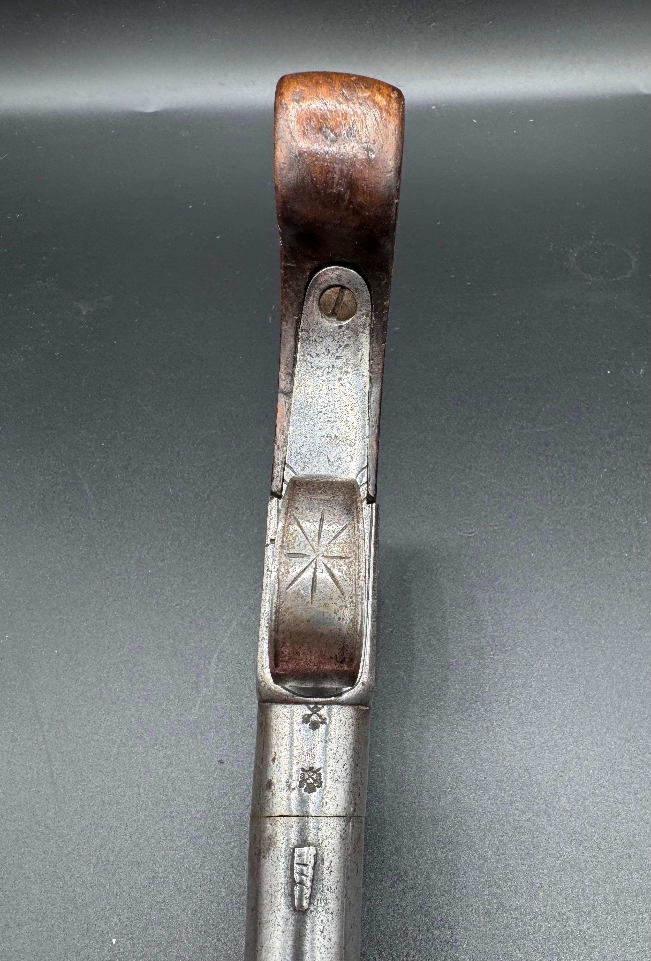 Pistolet anglais à silex à canon à vis Boxlock en vente 4