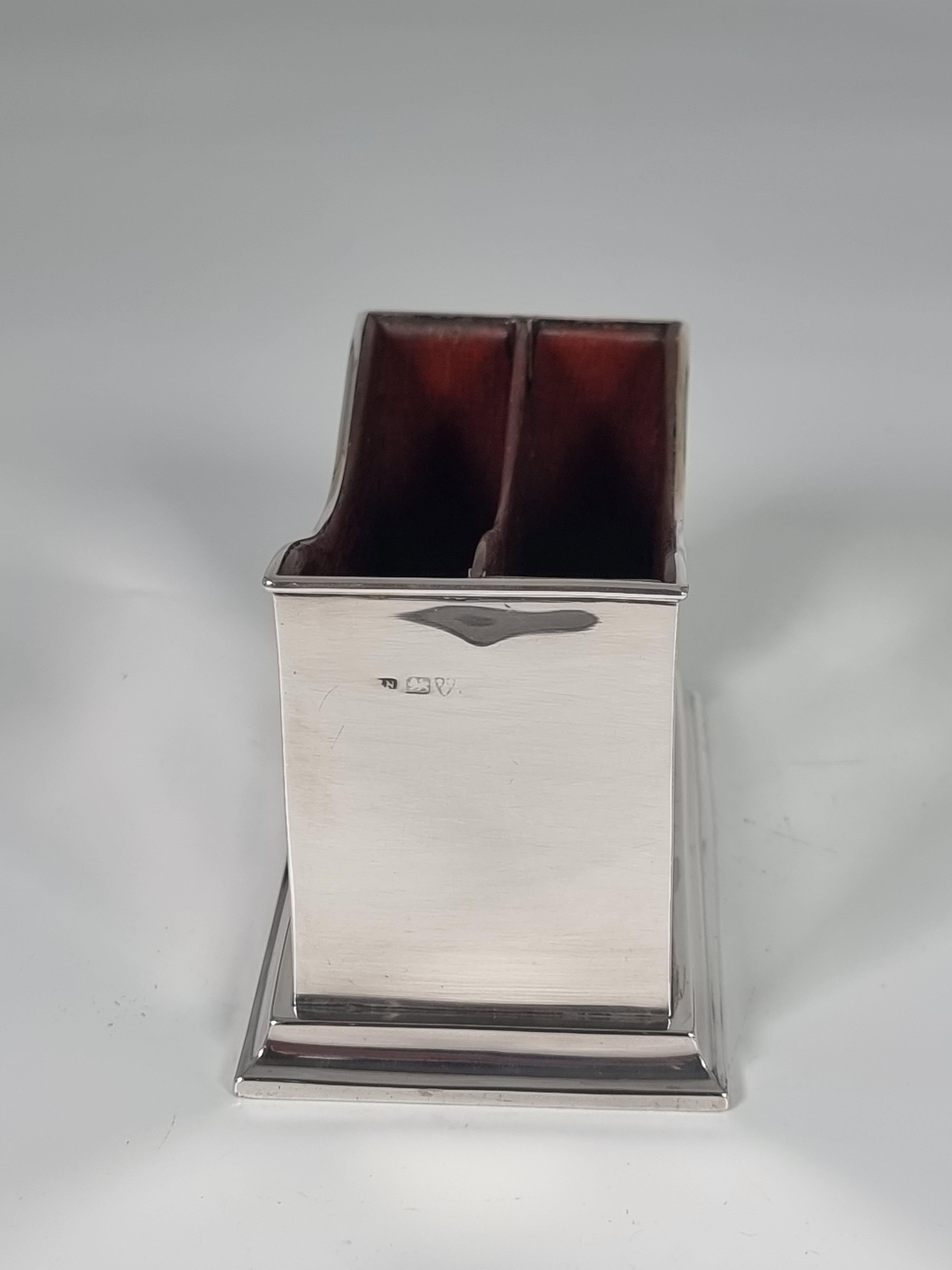 Victorian An English hallmarked silver postal letter rack or desk tidy, Chester 1896 – 7