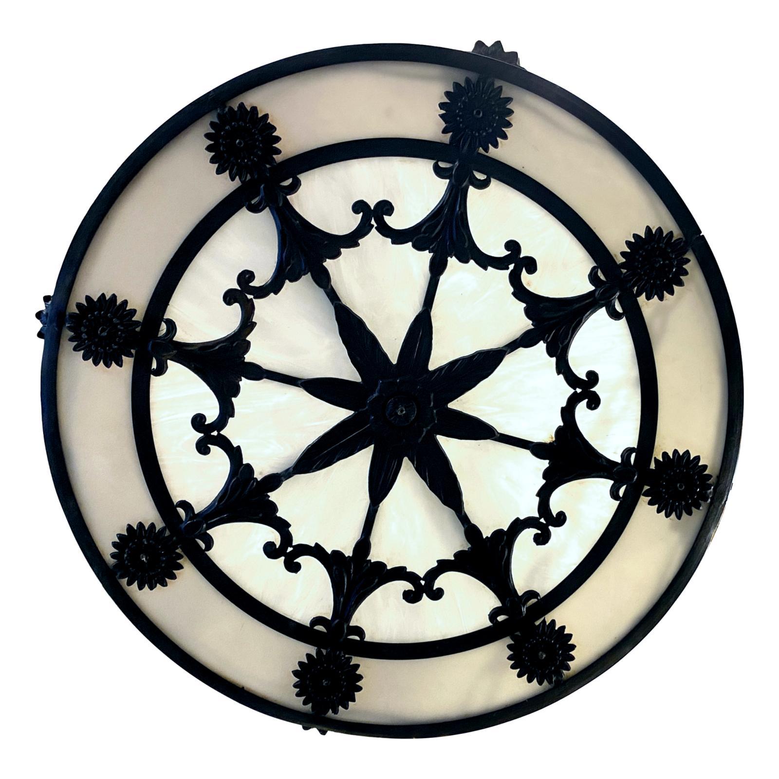 English Leaded Glass Chandelier In Good Condition In New York, NY