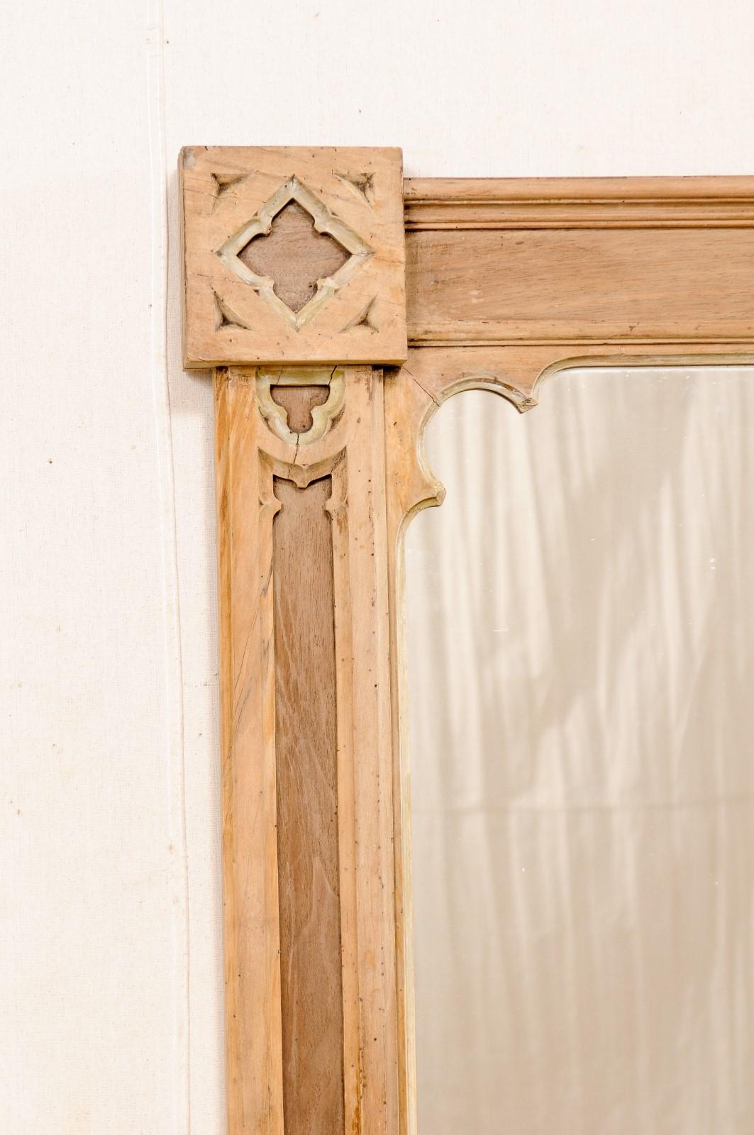 English Neo-Gothic Carved-Wood Rectangular Mirror, 19th Century For Sale 1