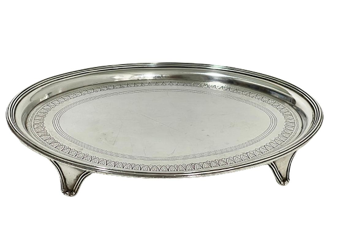 Bandeja oval inglesa de plata de William Bennett, 1800 en Bueno estado para la venta en Delft, NL