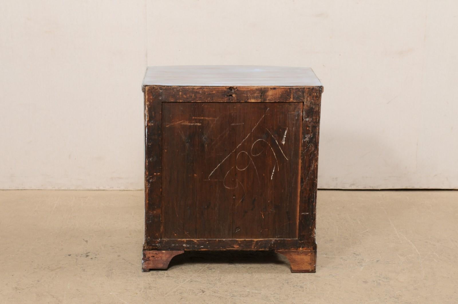 English Painted Wood, Bow-Front Chest W/Four Graduated Drawers, Early 20th C For Sale 5