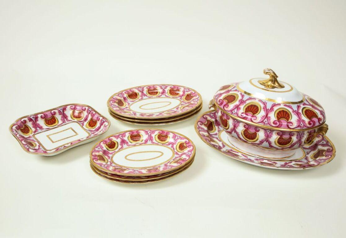 Britannique Service de table partiel anglais, probablement Coalport en vente