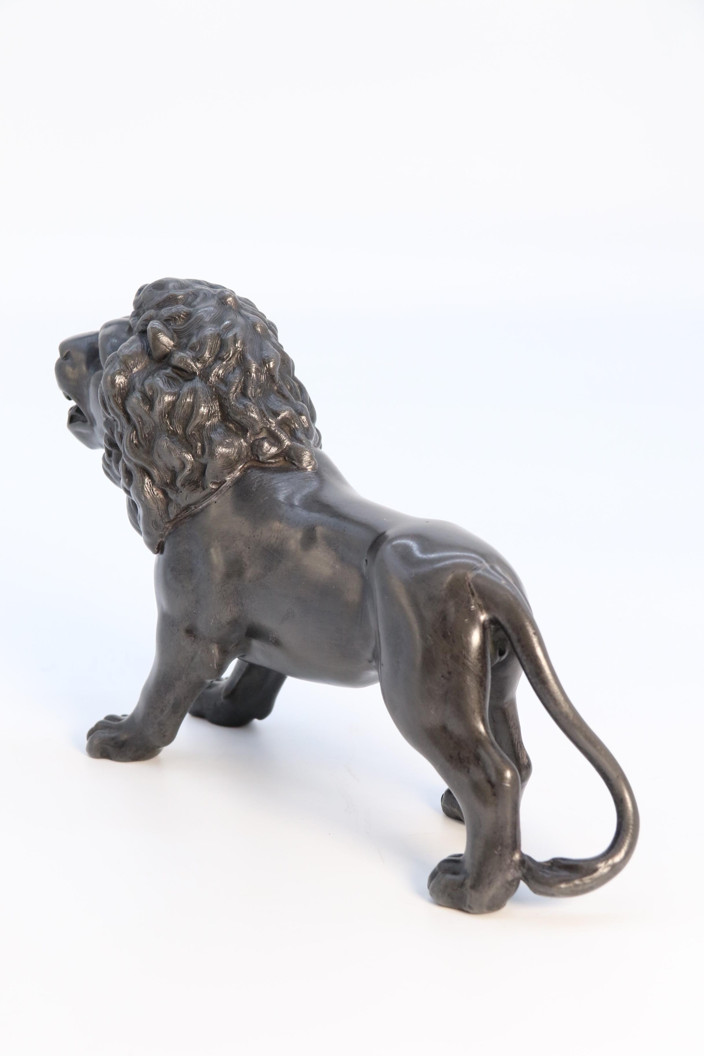 19th Century An English pewter study of a classical lion, circa 1840 For Sale