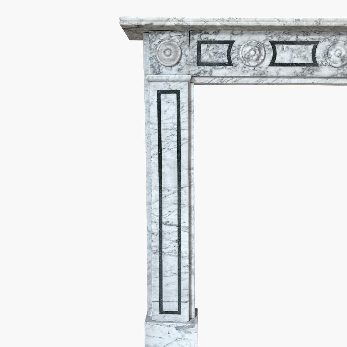 An English Regency Calacatta Marble Fireplace Mantel For Sale 1