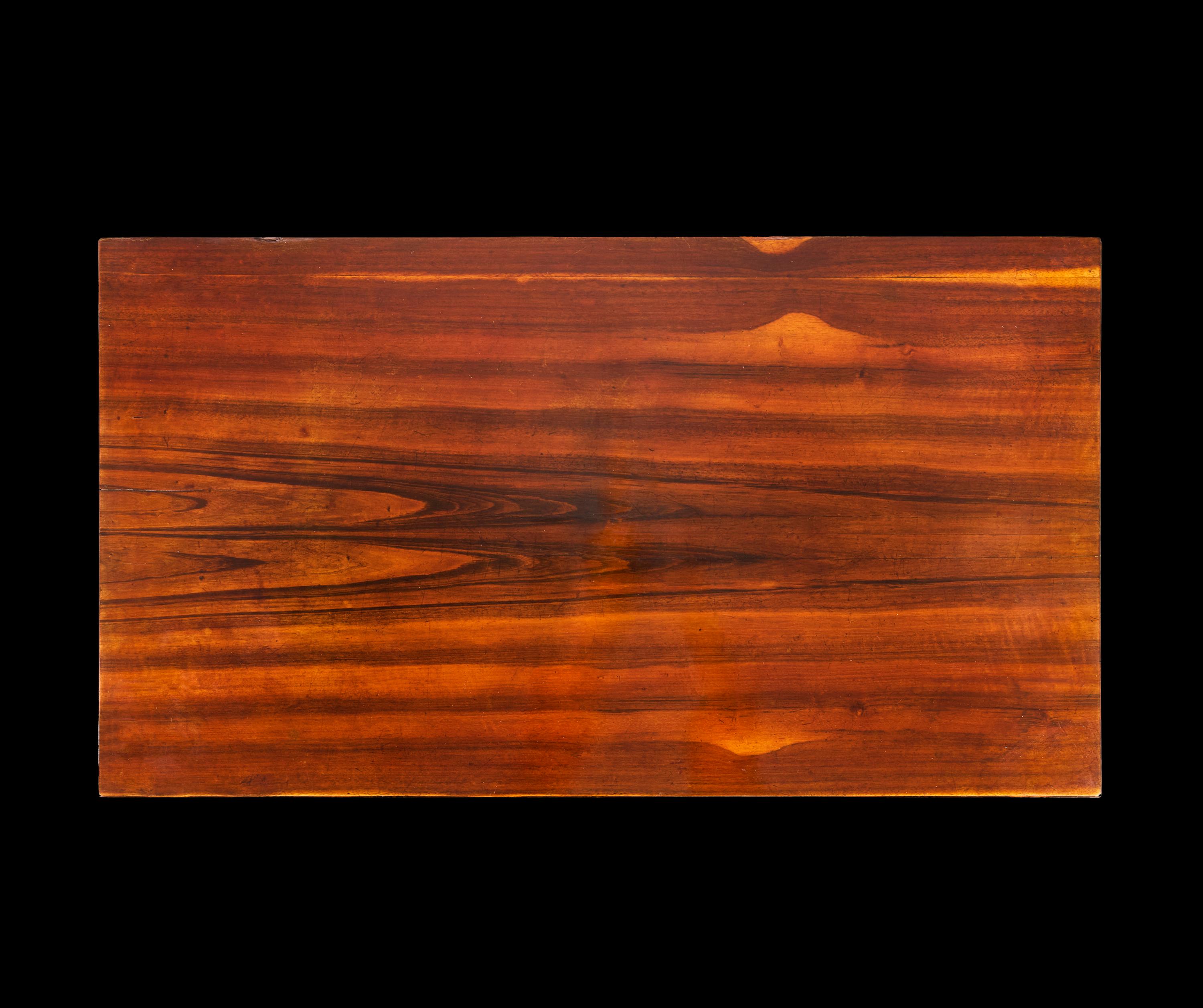 An English Regency Goncalo Alves Side Cabinet Regencia en venta