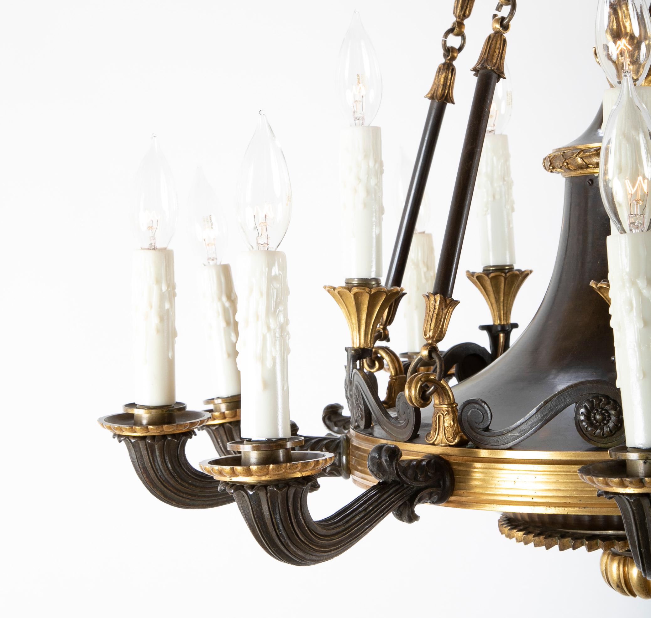 19th Century English Regency Patinated and Gilt Bronze 15-Light Chandelier