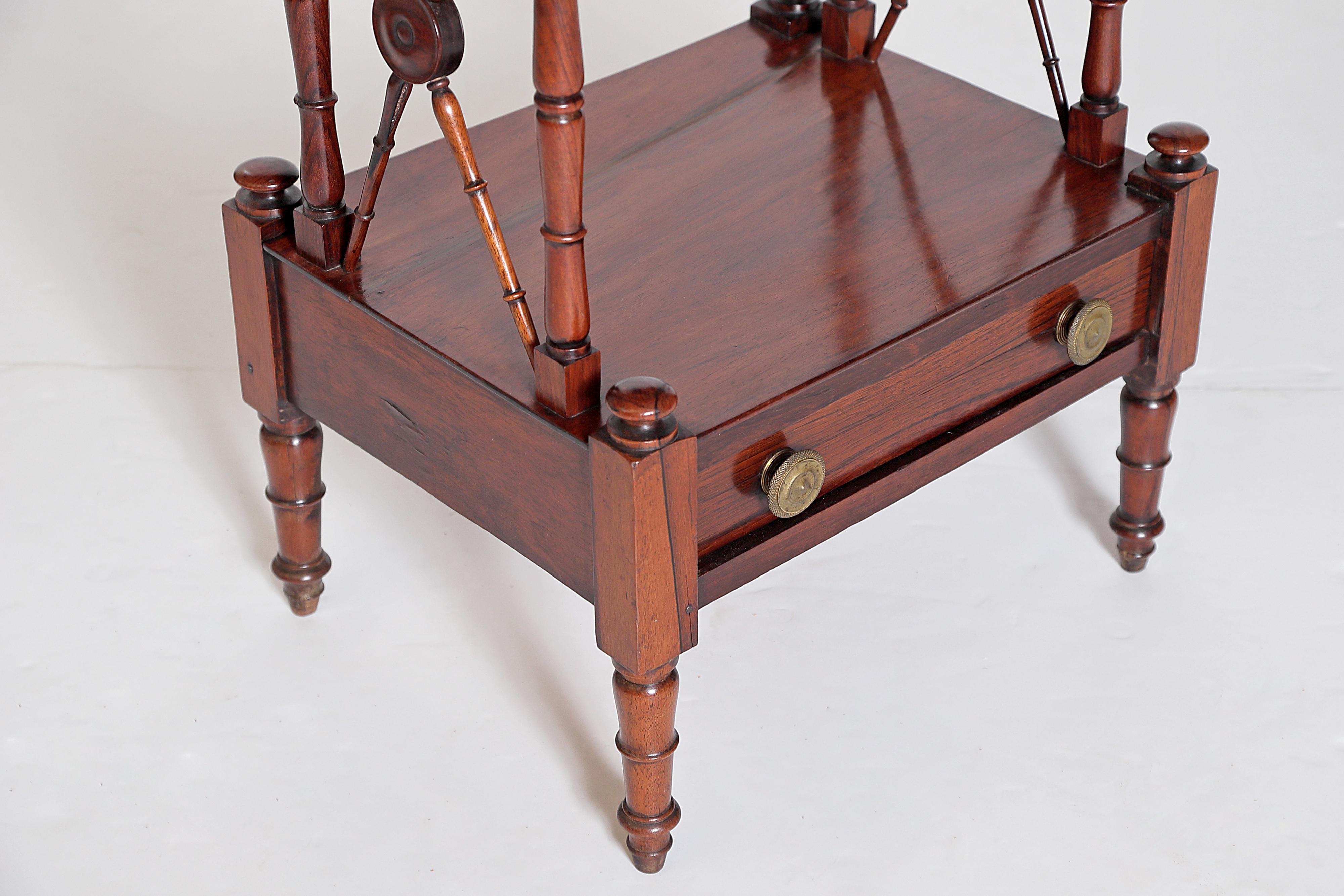 An English Regency Rosewood 3-Tiered Whatnot 2