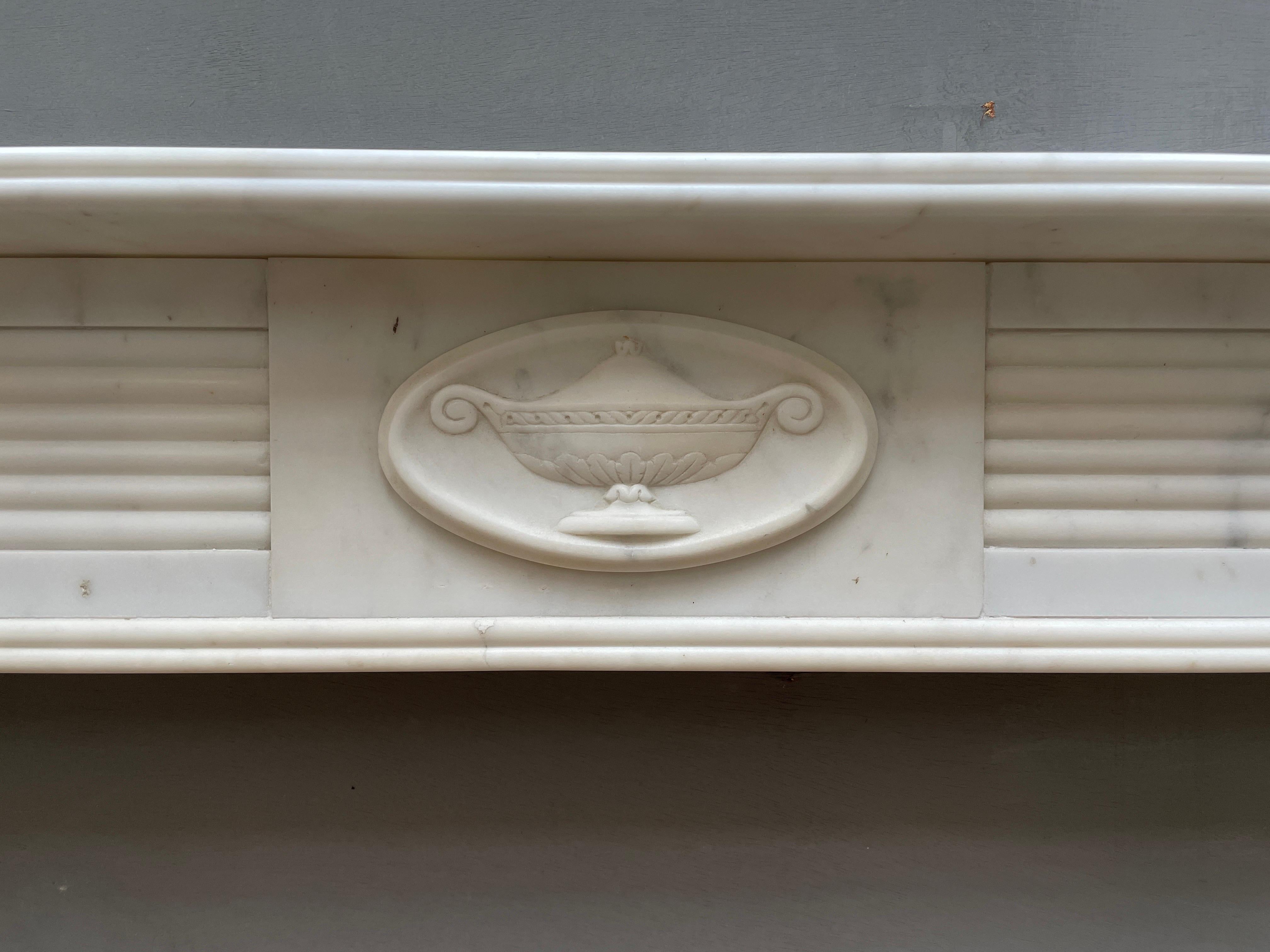 English Regency Style Antique Statuary White Marble Fireplace Mantel In Good Condition In London, GB