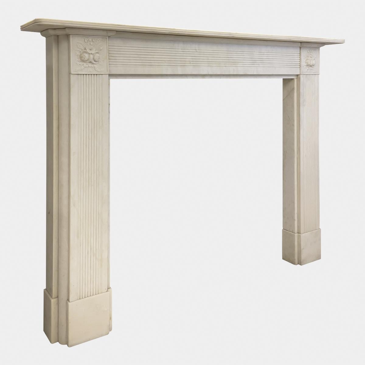 An English Regency Style Reclaimed Marble Fireplace Mantel In Good Condition In London, GB