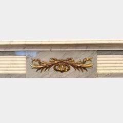 Ein englischer Kaminsims im Regency-Stil mit Statuen und Bardiglio-Marmor