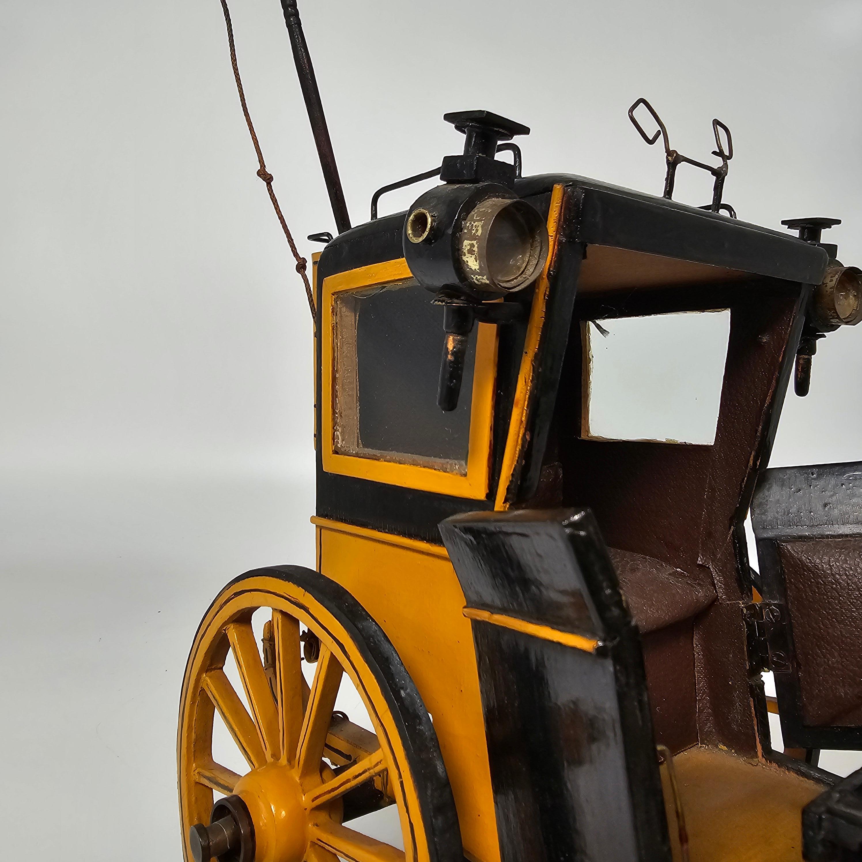 Un modello in scala inglese di una cabina Hanson dell'inizio del XIX secolo, circa 1920 in vendita 1
