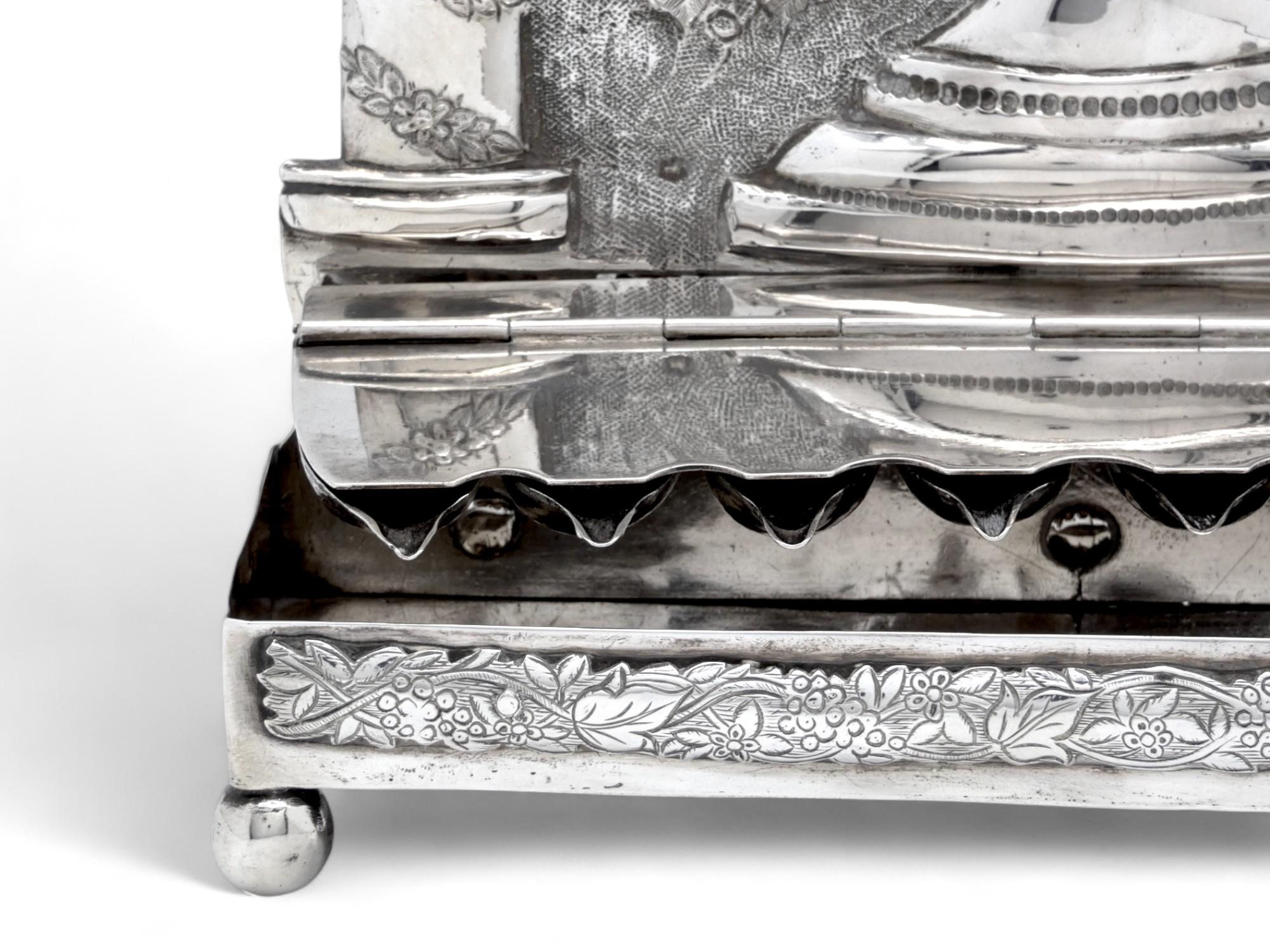 Fine XIX secolo Lampada Hanukkah olandese in argento, 1886 in vendita
