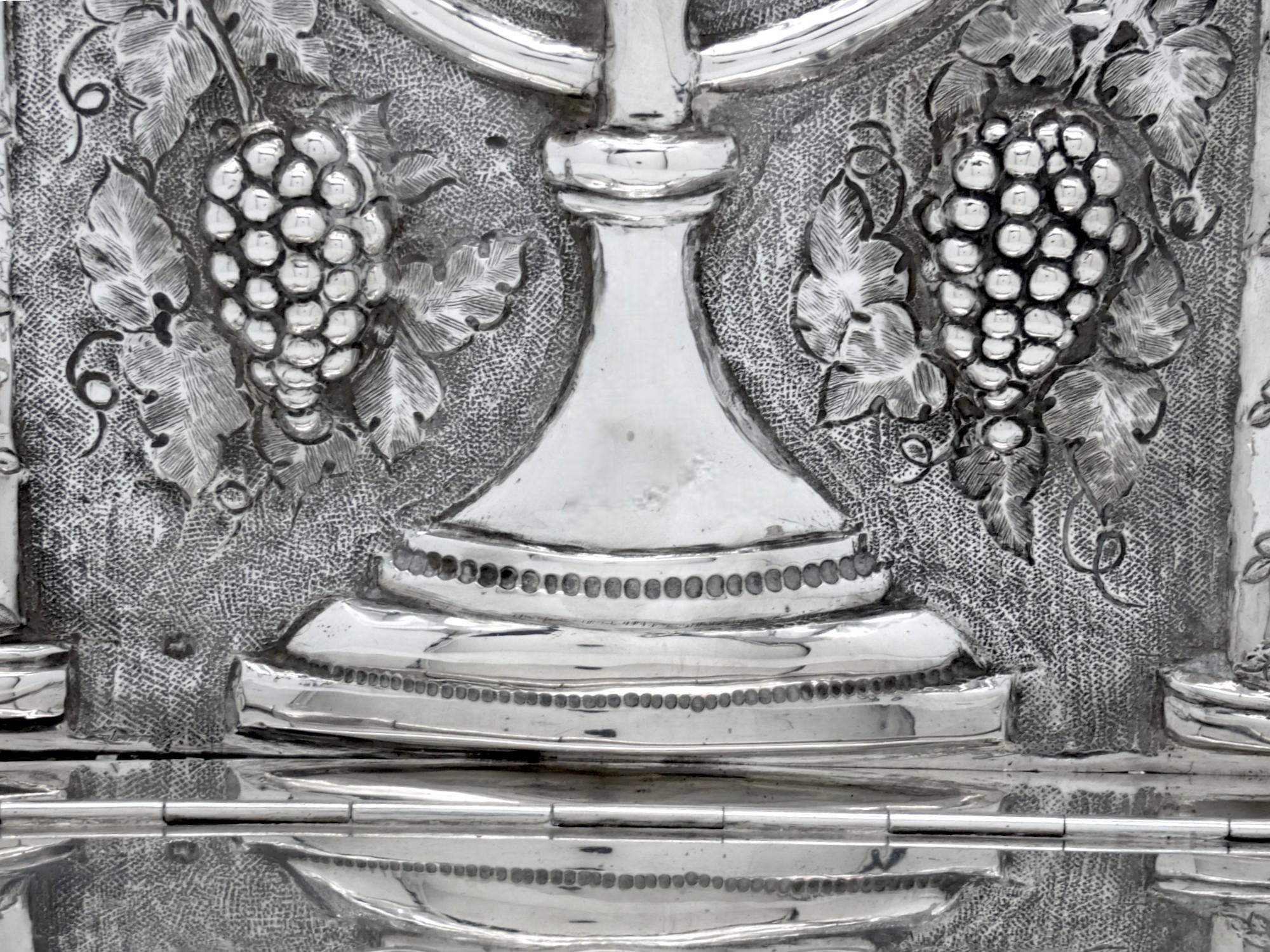 Argento Lampada Hanukkah olandese in argento, 1886 in vendita