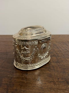 Ataúd inglés chapado en plata, principios del siglo XX