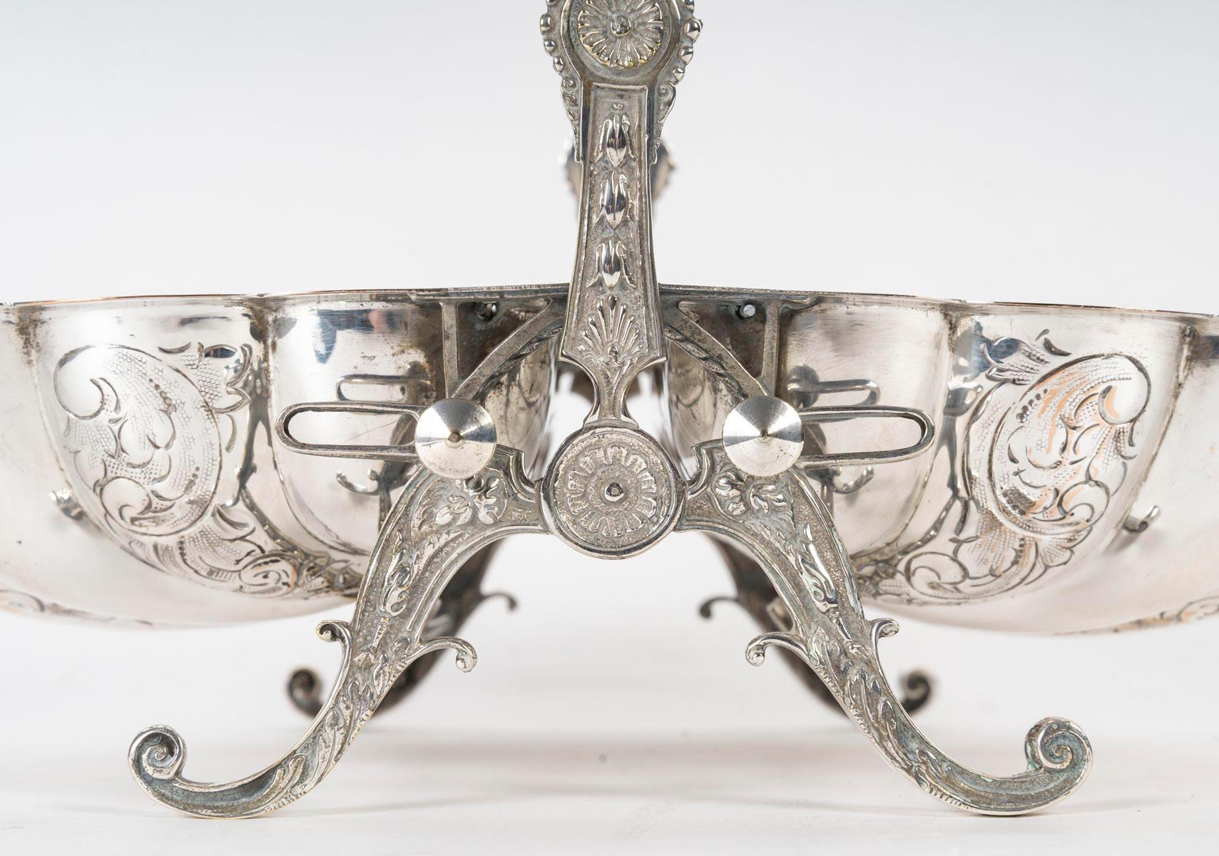 Plat à réchauffer anglais en métal argenté, période Napoléon III, 19e siècle. en vente 1