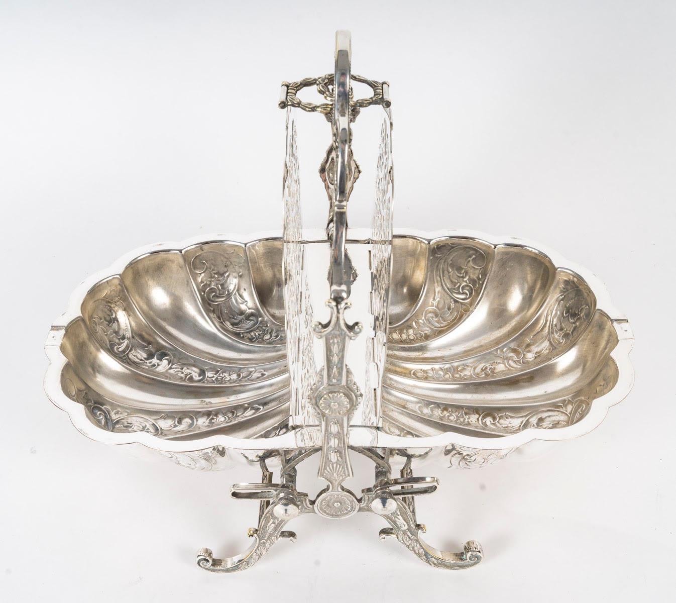 Plat à réchauffer anglais en métal argenté, période Napoléon III, 19e siècle. en vente 3