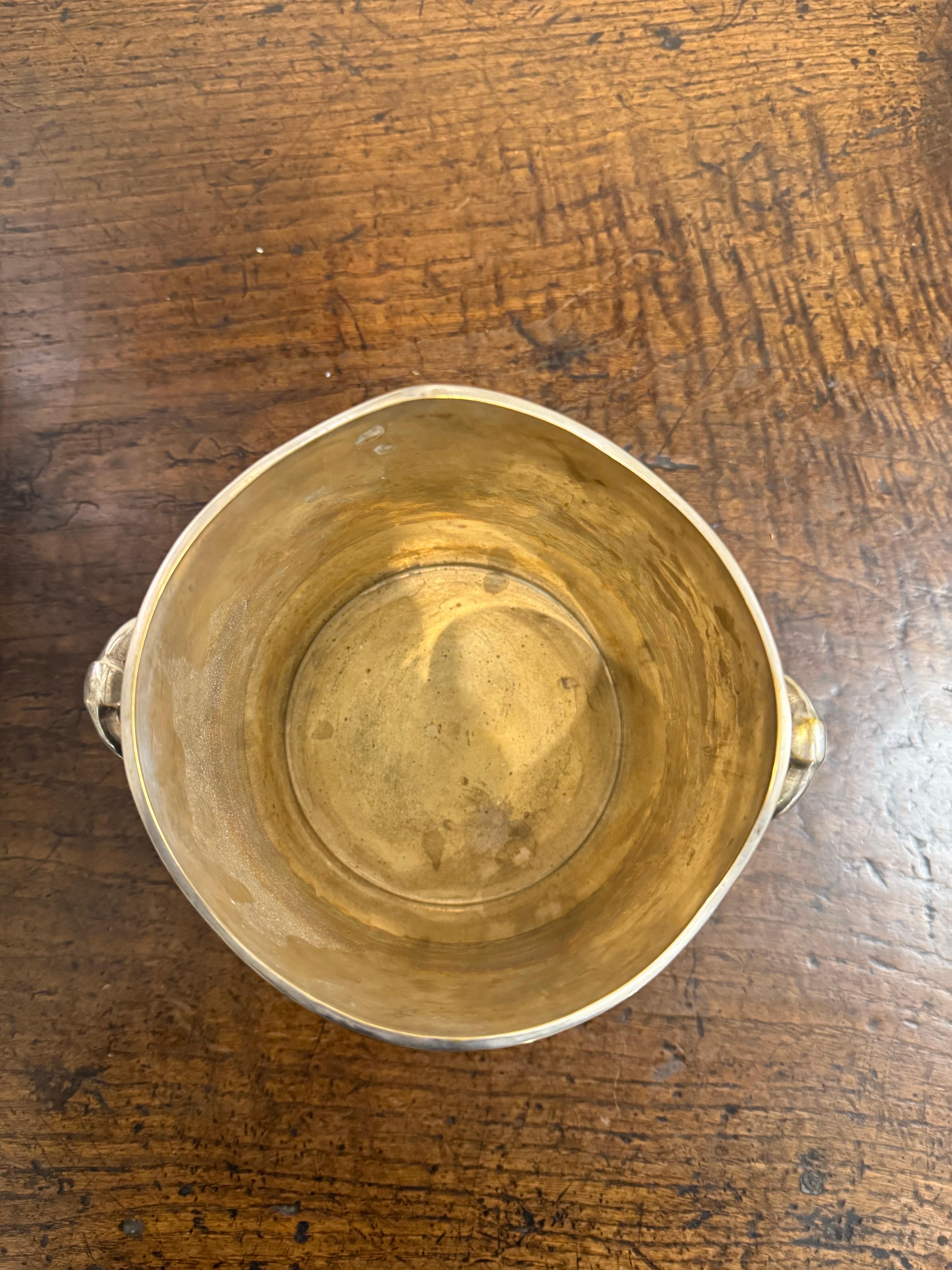 An English Silverplate Champagne Cooler, Early 20th Century For Sale 5