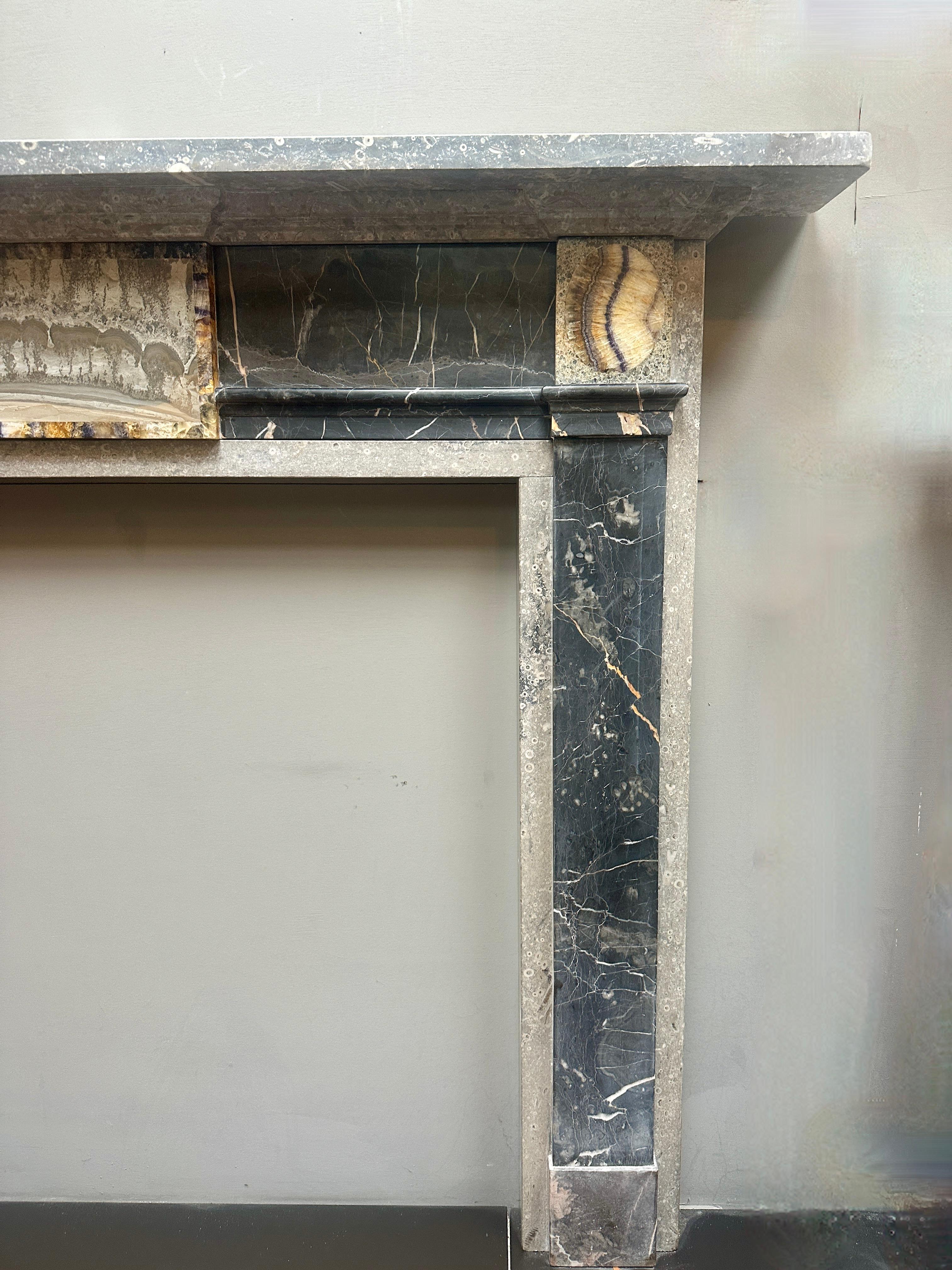 An English Specimen Marble George III Style Fireplace Mantel In Good Condition For Sale In London, GB