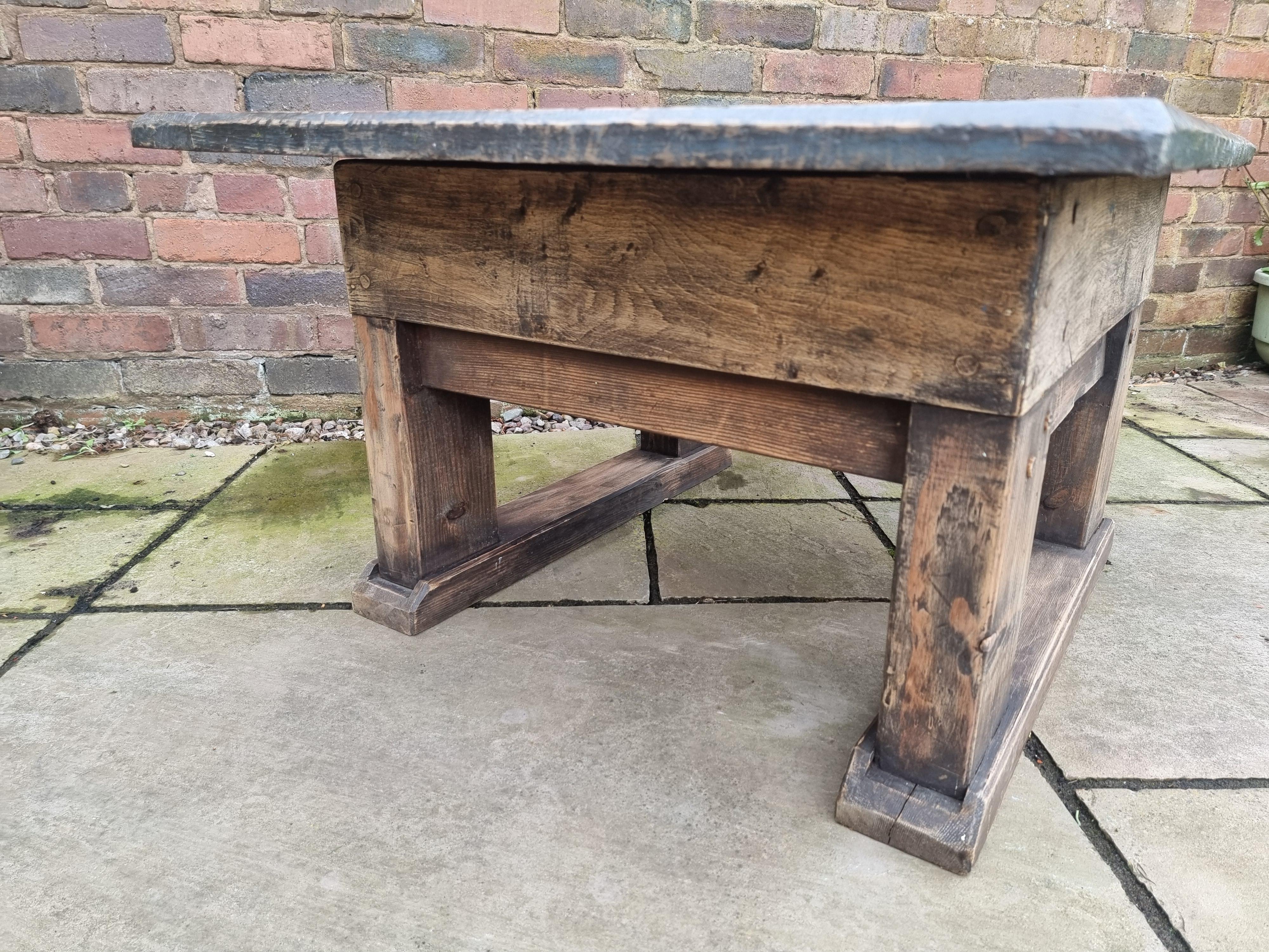An English coffee or low table made in a rustic style, circa 1910 For Sale 3