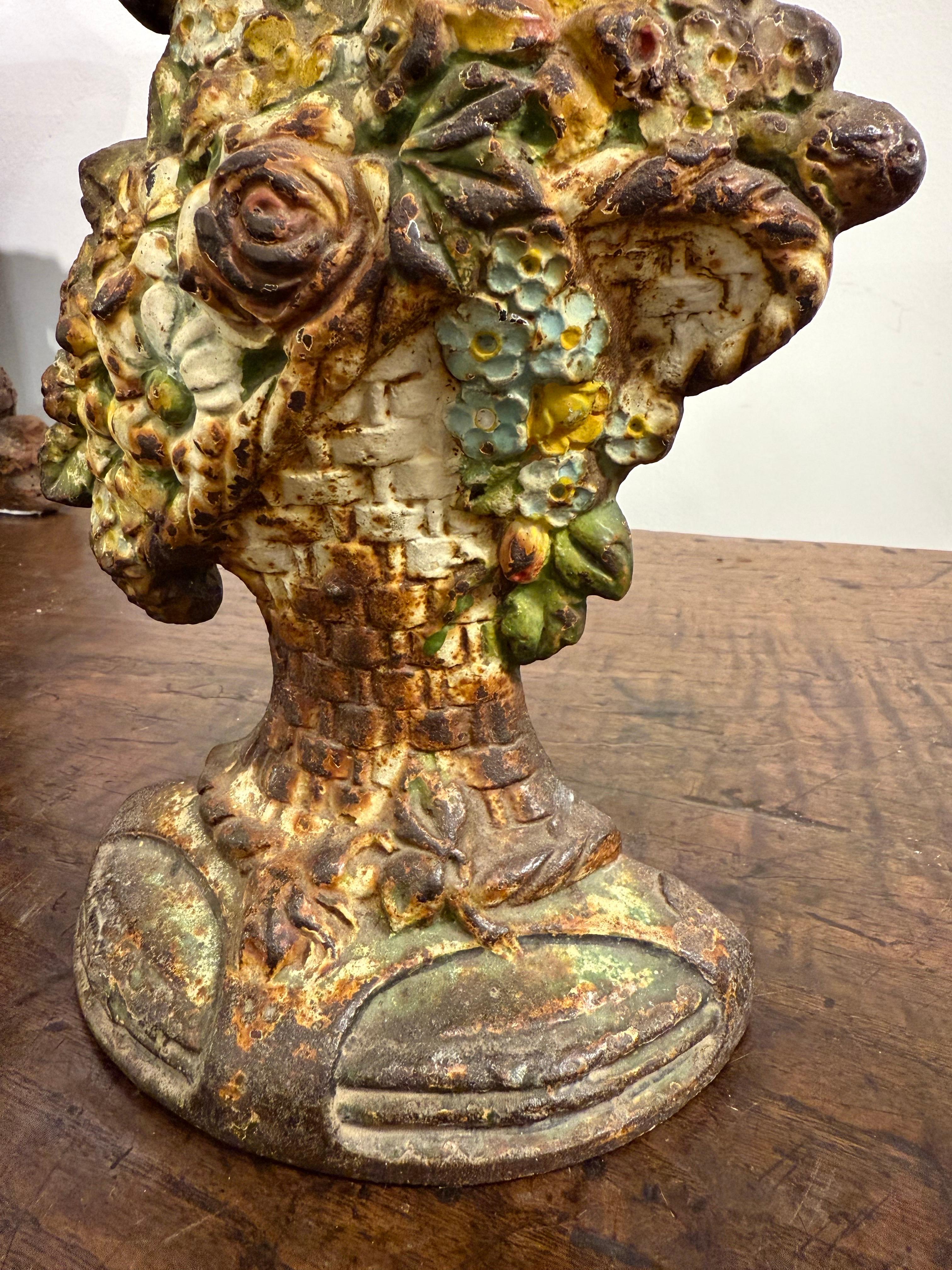 Ferro An English Victorian Cast Iron Painted Doorstops, 19th Century in vendita