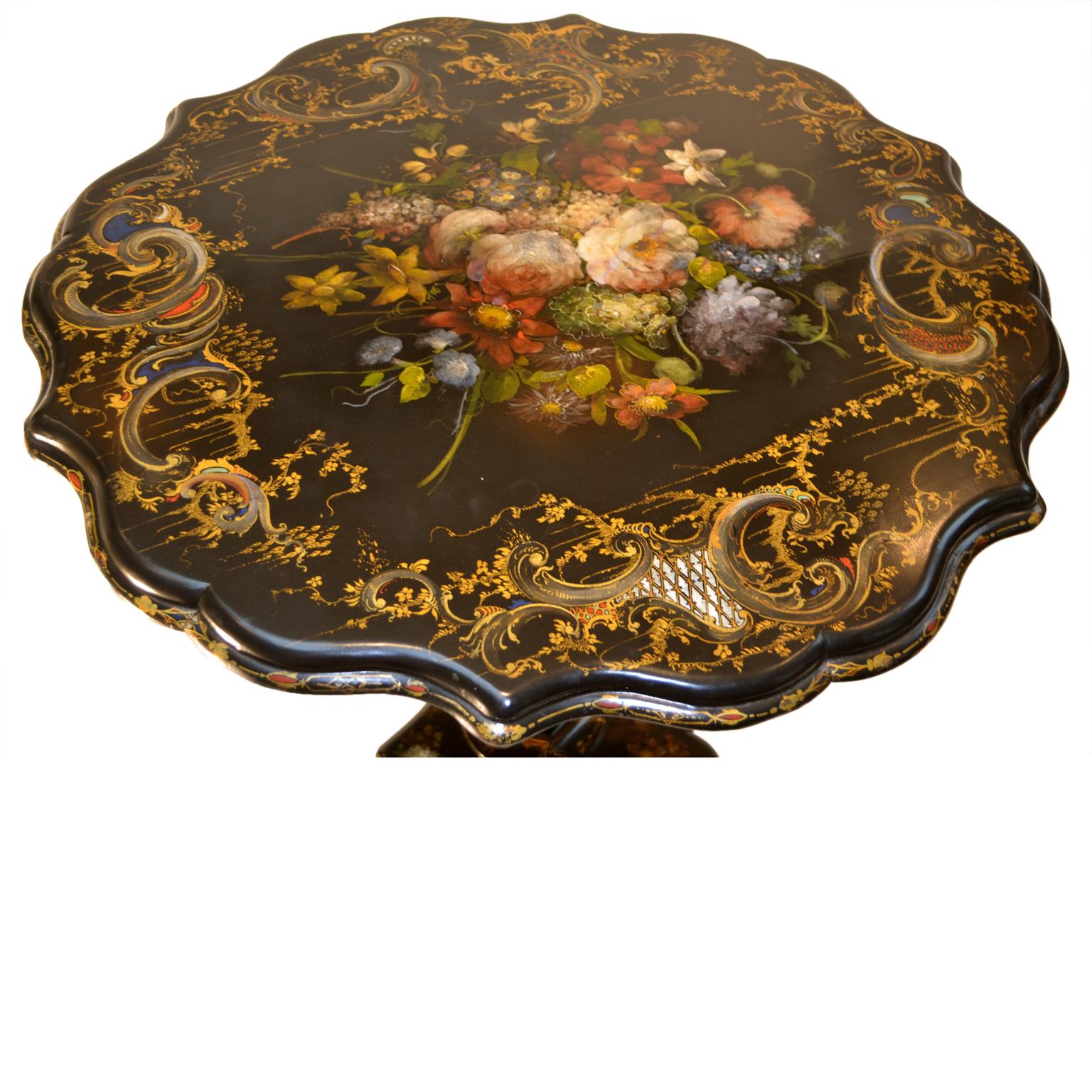 Other English Victorian Papier Mâché Hand Painted Tilt-Top Occasional Table