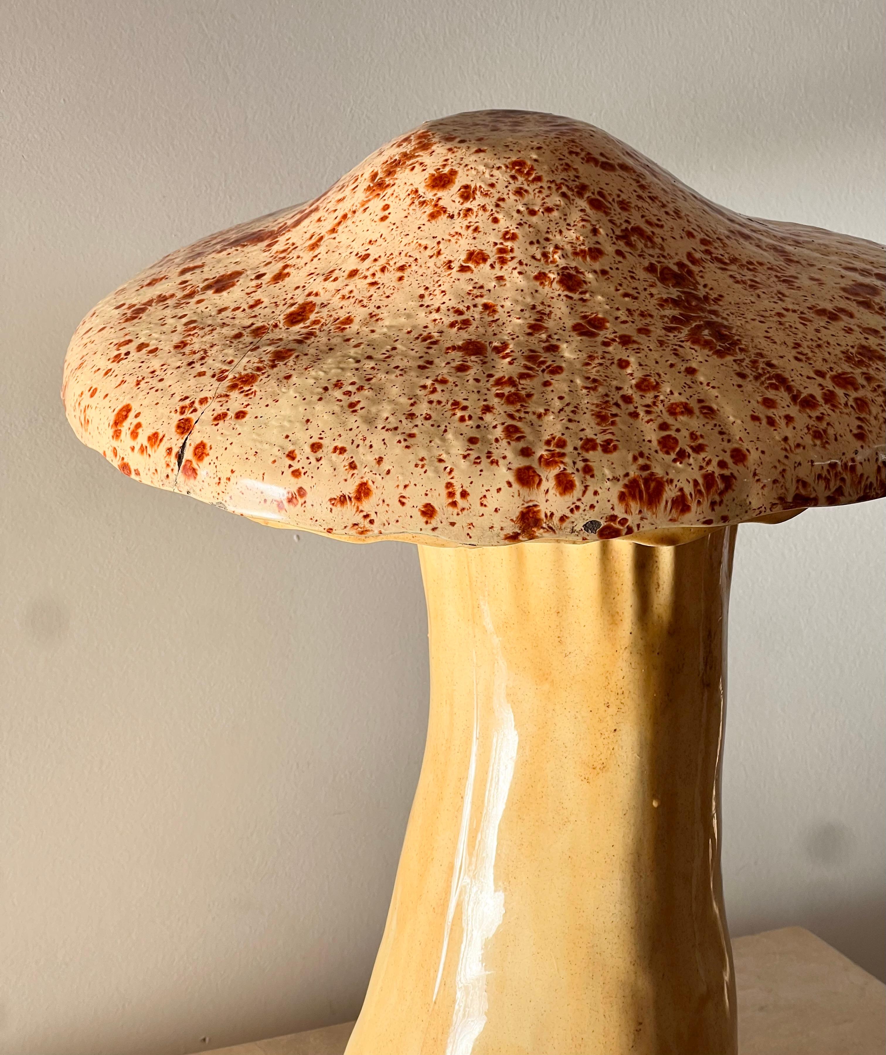 An enormous MCM ceramic mushroom sculpture by Arnels, 1960s 8