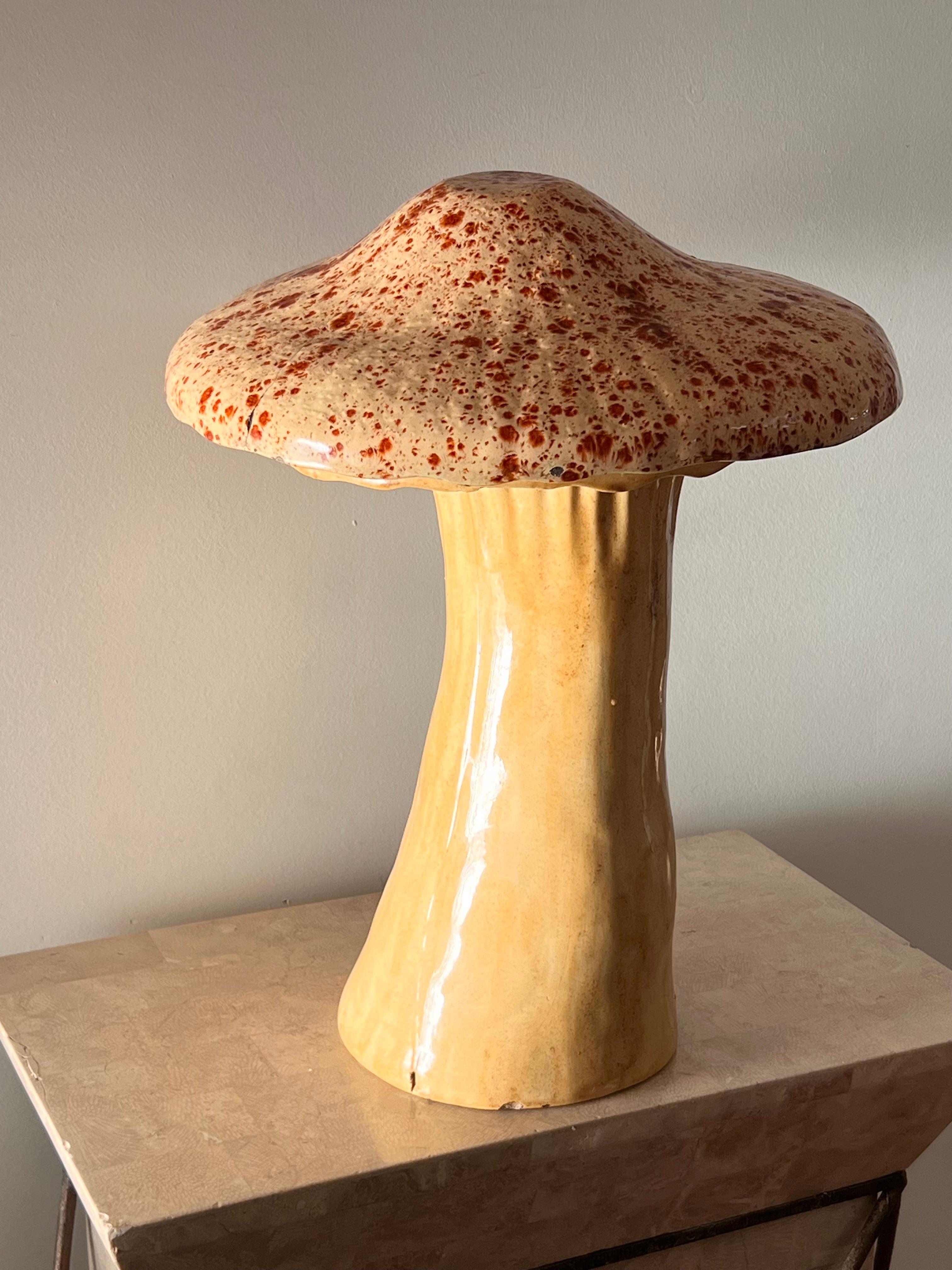 Mid-Century Modern An enormous MCM ceramic mushroom sculpture by Arnels, 1960s