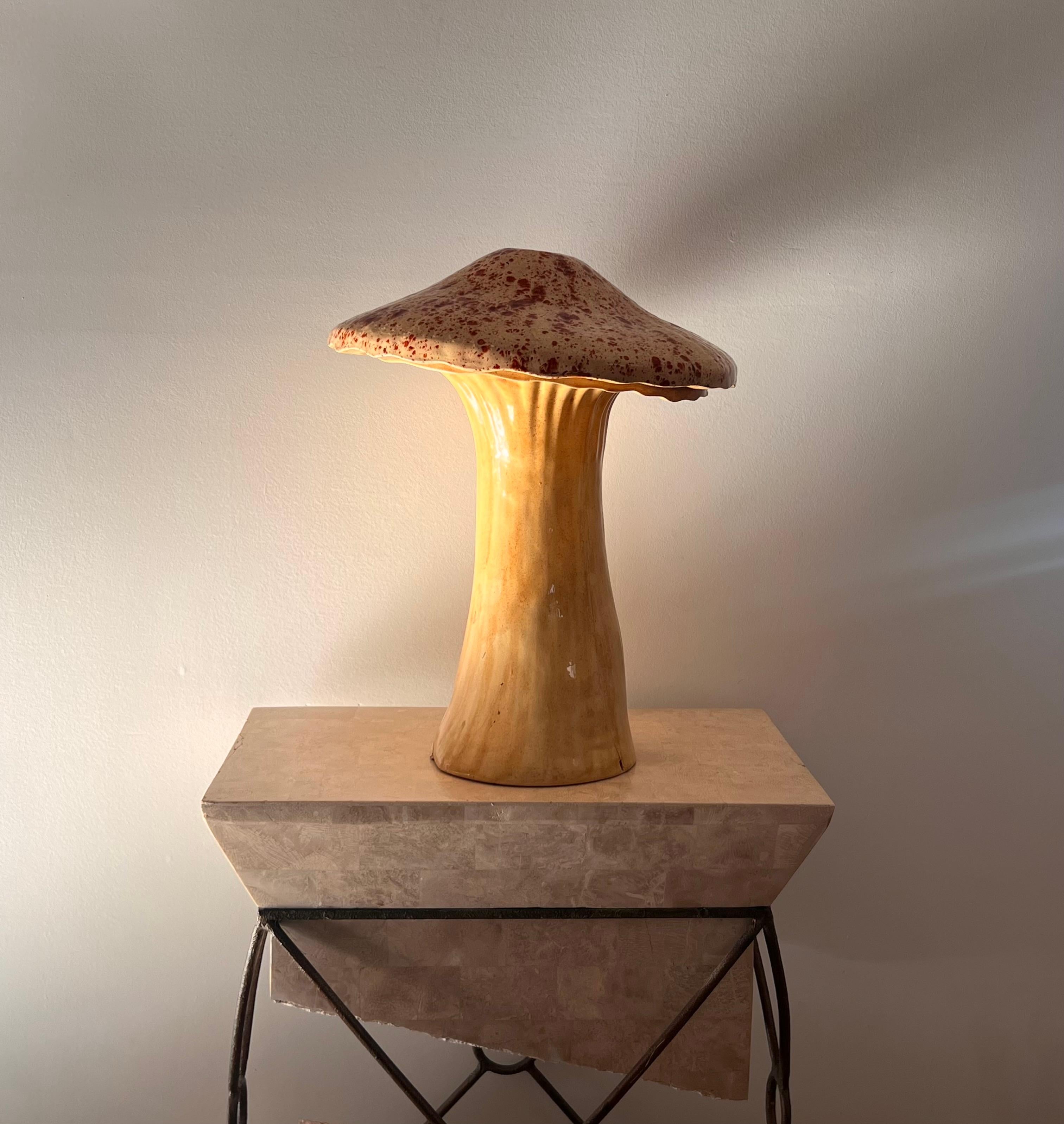 An enormous MCM ceramic mushroom sculpture by Arnels, 1960s In Good Condition In View Park, CA