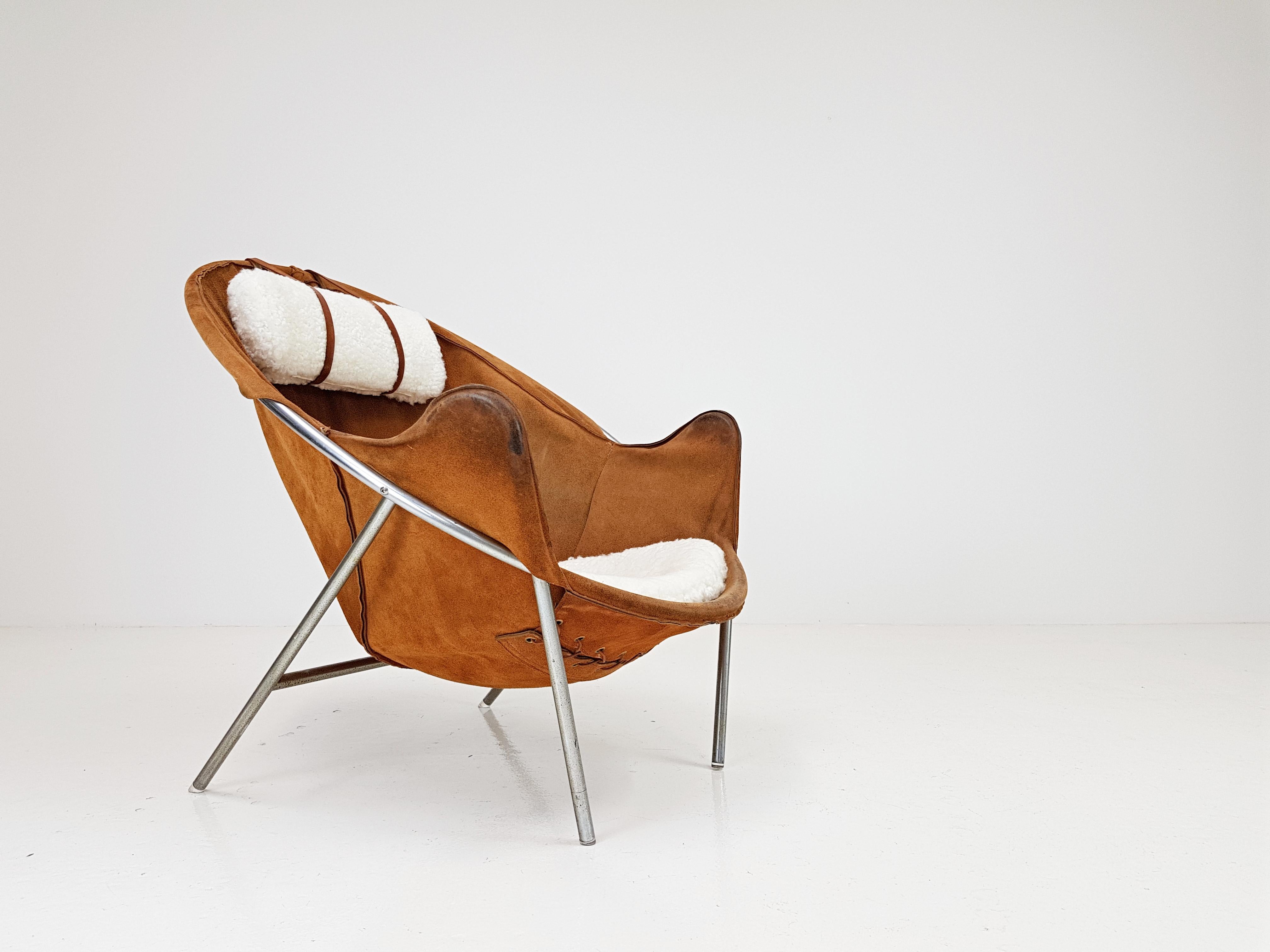 Erik Ole Jørgensen Lounge Chair for Olaf Black, in Cognac Suede, Denmark, 1953 3