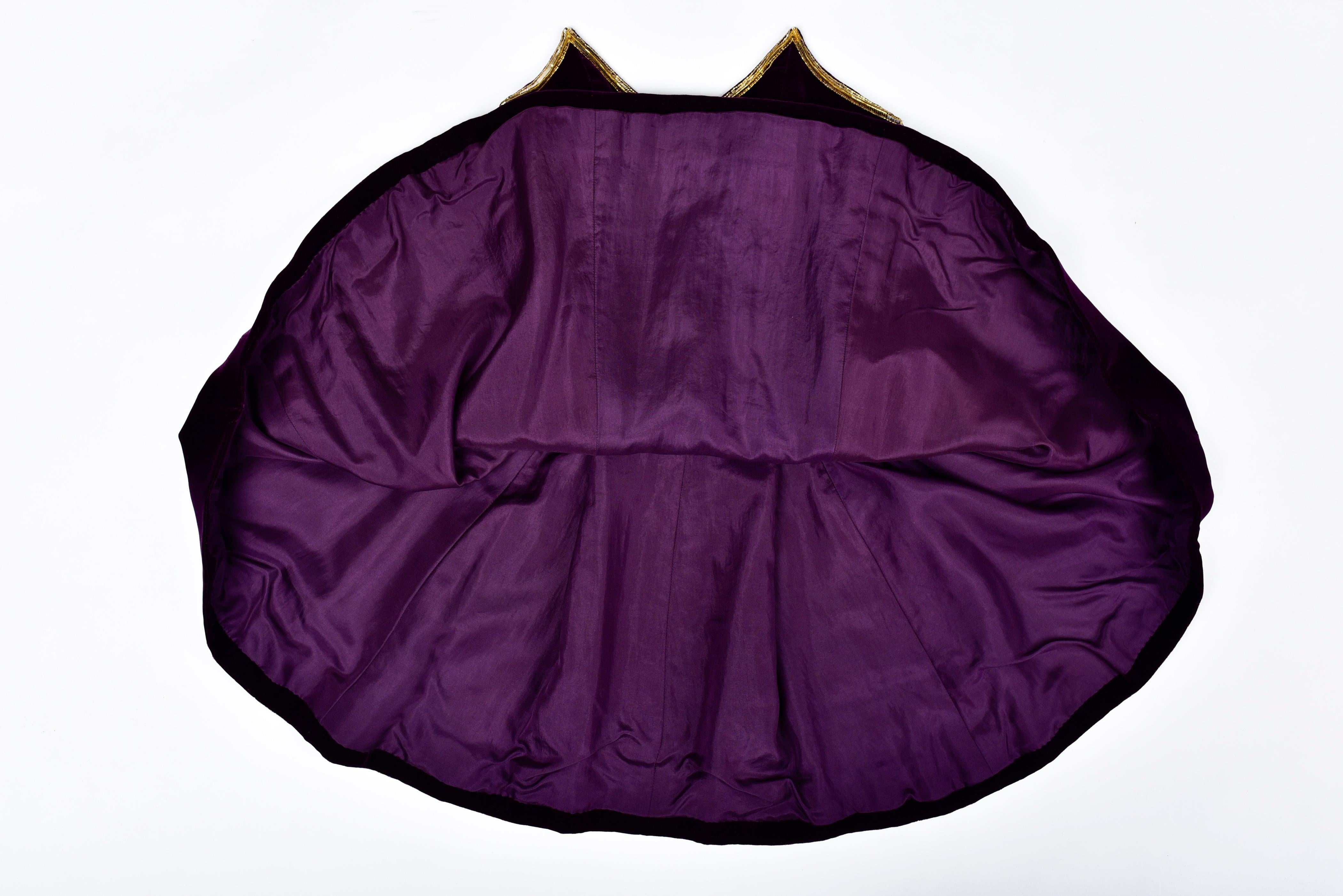 De las mujeres Una noche Lanvin Couture Top y falda de terciopelo bordado Circa 1985 en venta