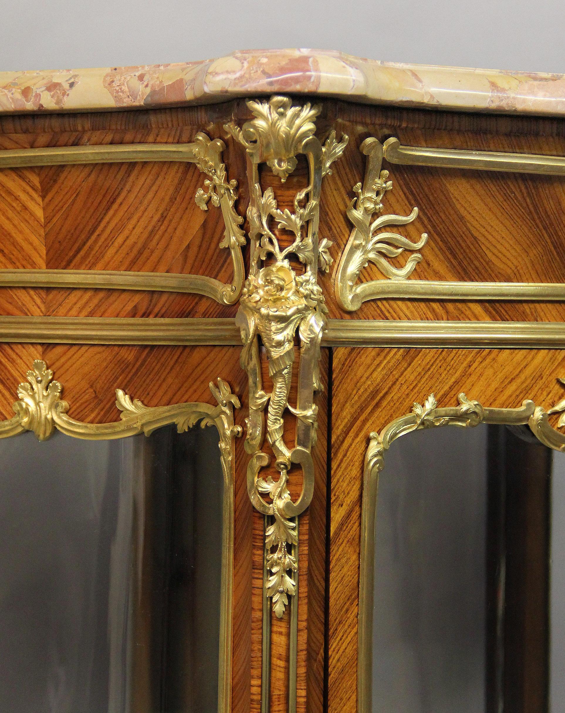 Belle Époque Excellent Late 19th Century Gilt Bronze Mounted Vitrine by Joseph Zwiener