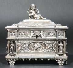 Eccezionale scrigno d'argento rinascimentale viennese del XIX secolo