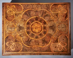 Exceptional Charles II Blond Olive Oyster Lace-Box of Large Scale