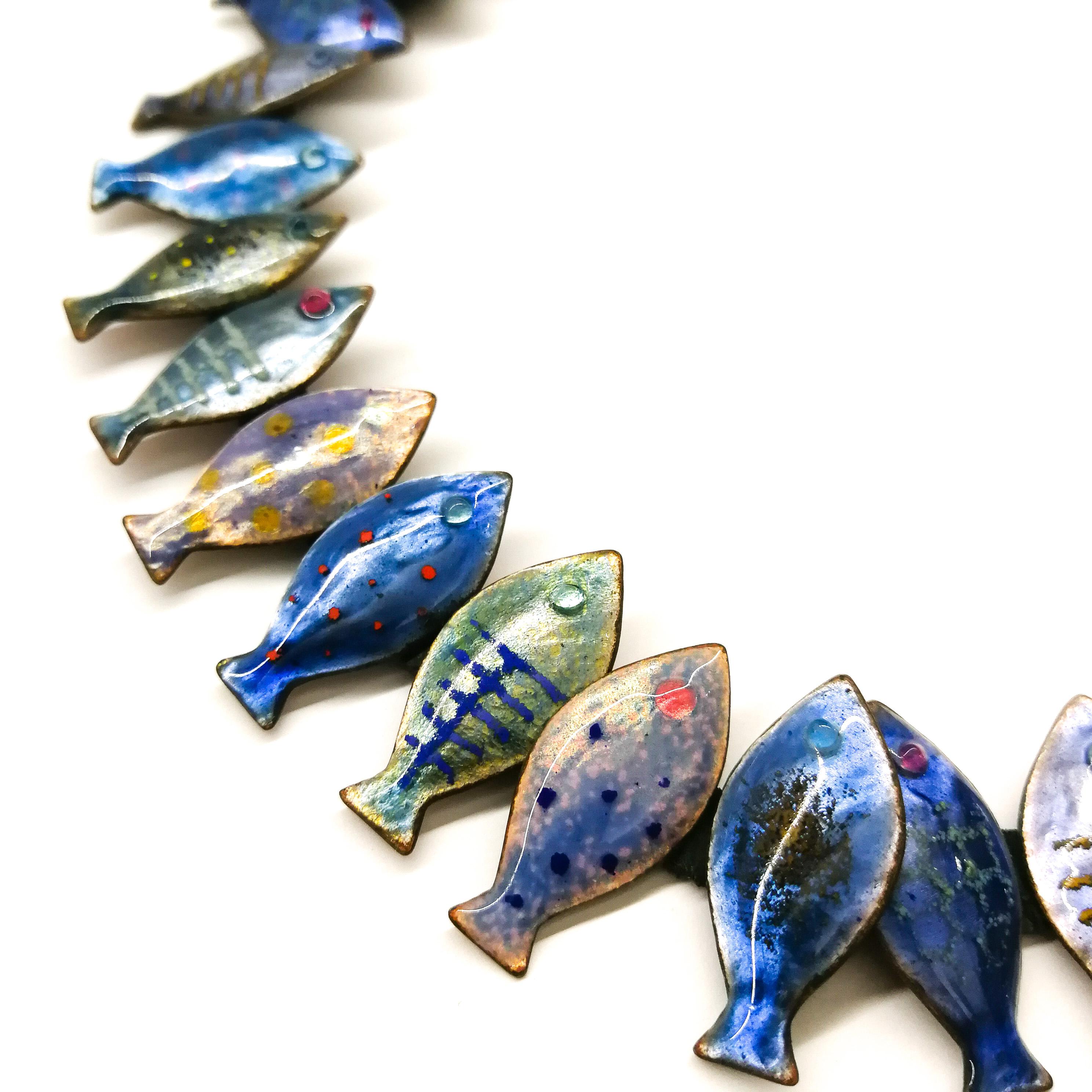 An exceptional enamel and leather 'fish' necklace, Loutzia, France, 1950s In Excellent Condition For Sale In Greyabbey, County Down