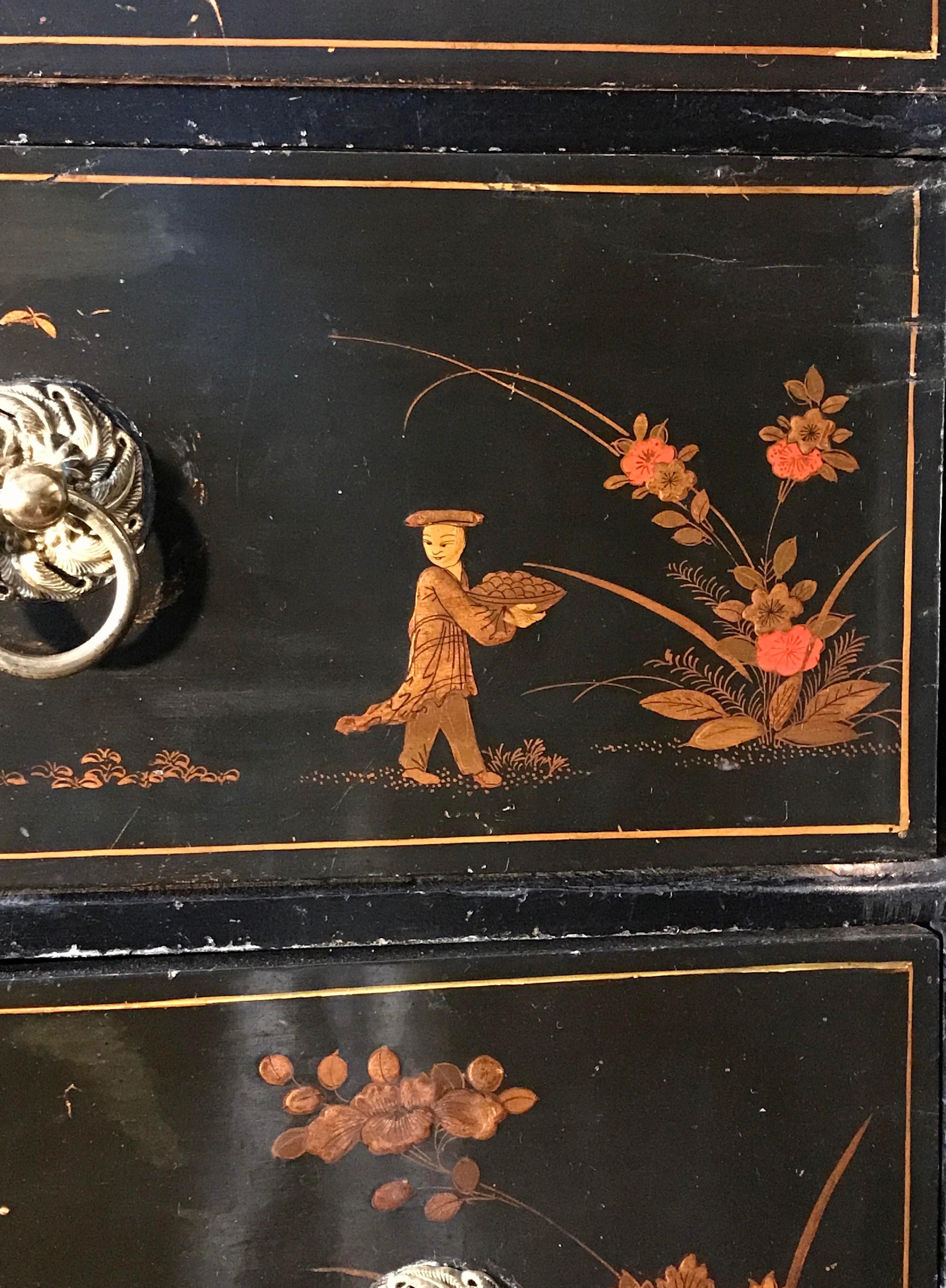 William & Mary period japanned/ lacquer cabinet - RESERVED In Good Condition In Lymington, GB