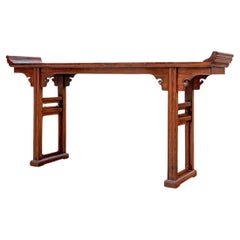 Una excepcional mesa de altar francesa de palisandro pulido
