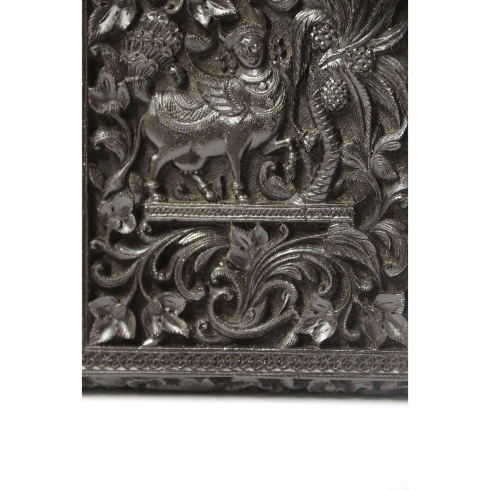 Exceptional Indian Raj Period Carved Ebony Calling Card Case 9
