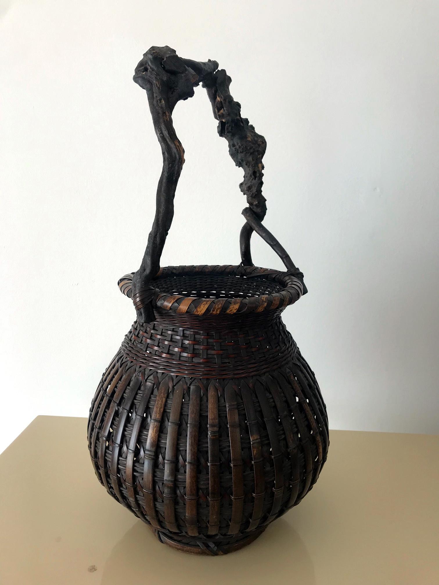 Japonisme Exceptional Japanese Bamboo Basket Ikebana from Meiji Period For Sale