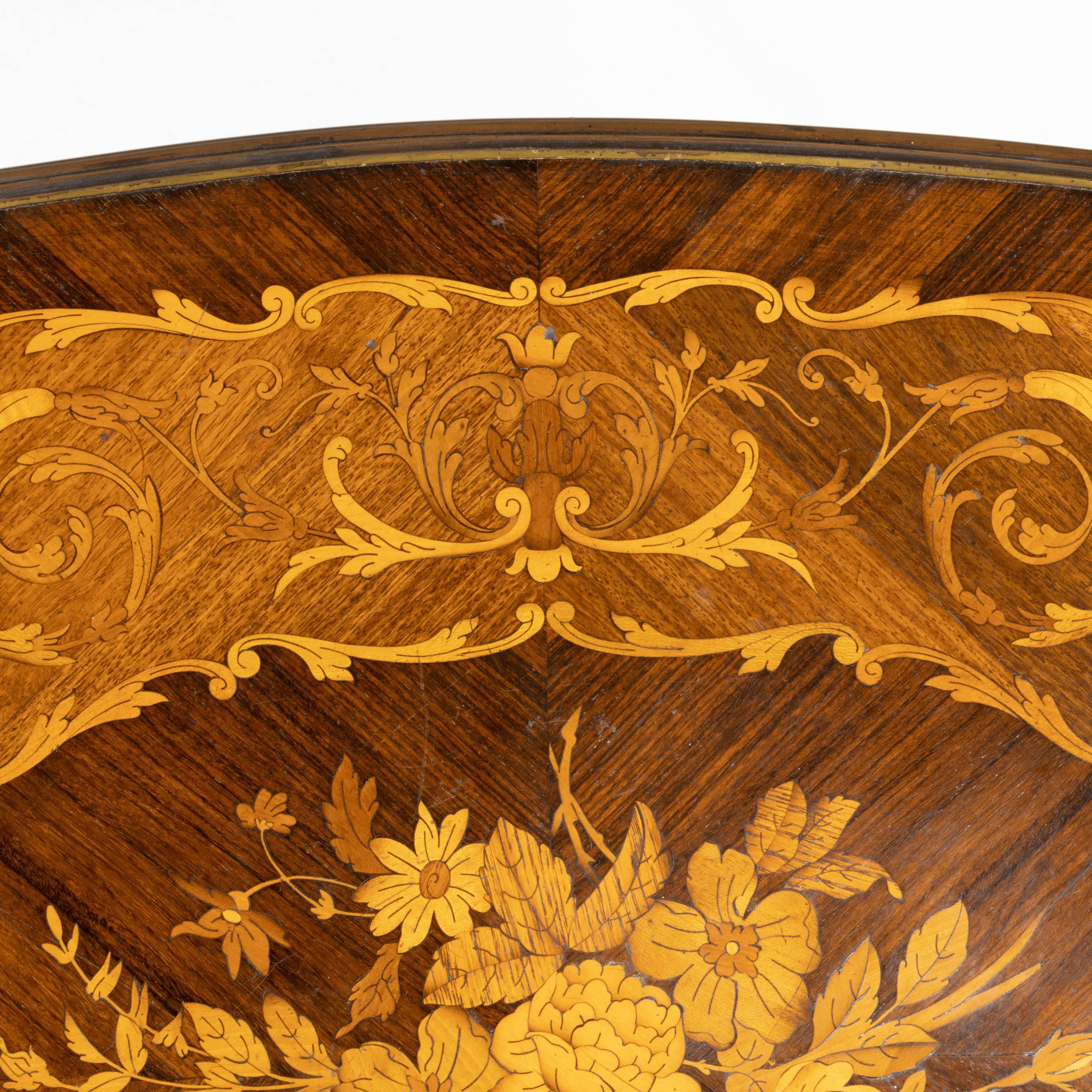 Exceptional Kingwood, Rosewood and Exotically Timbered Centre Table 2