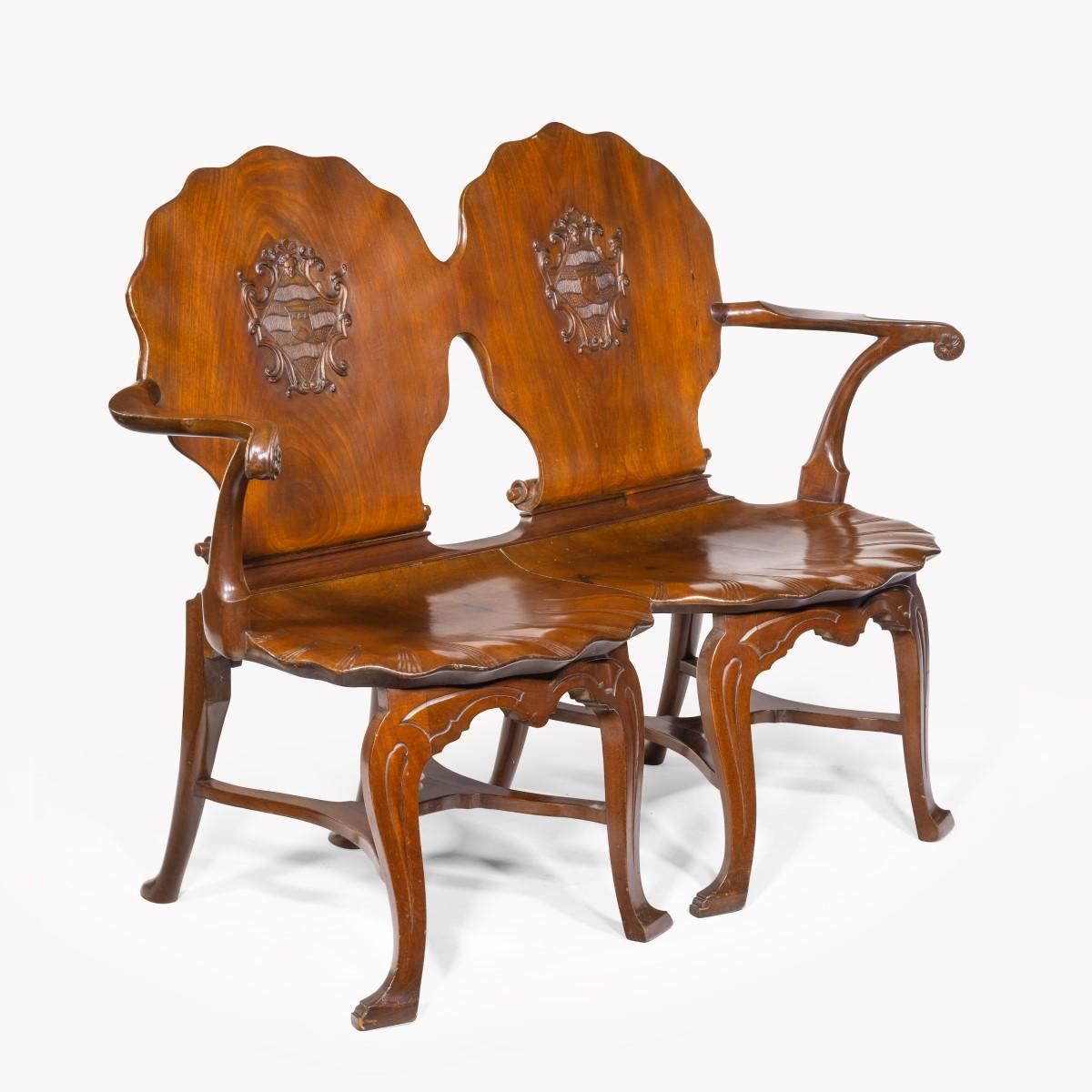 Außergewöhnliches Mahagoni-Sessel aus dem späten George II.-Stil, hergestellt für Anne Basset (Mitte des 18. Jahrhunderts) im Angebot