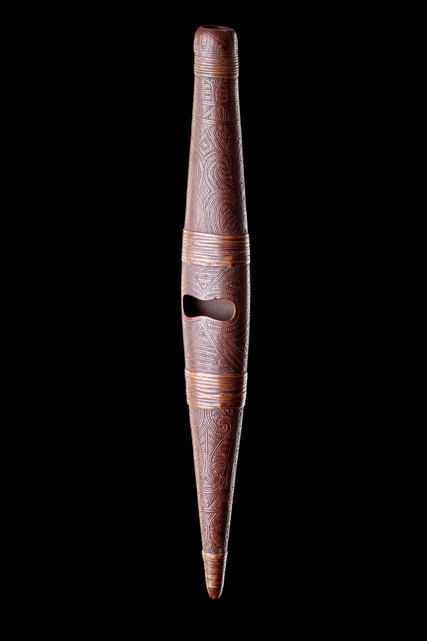 An Exceptional New Zealand Māori Bugle-Flute ‘Pu Turino’ For Sale 1