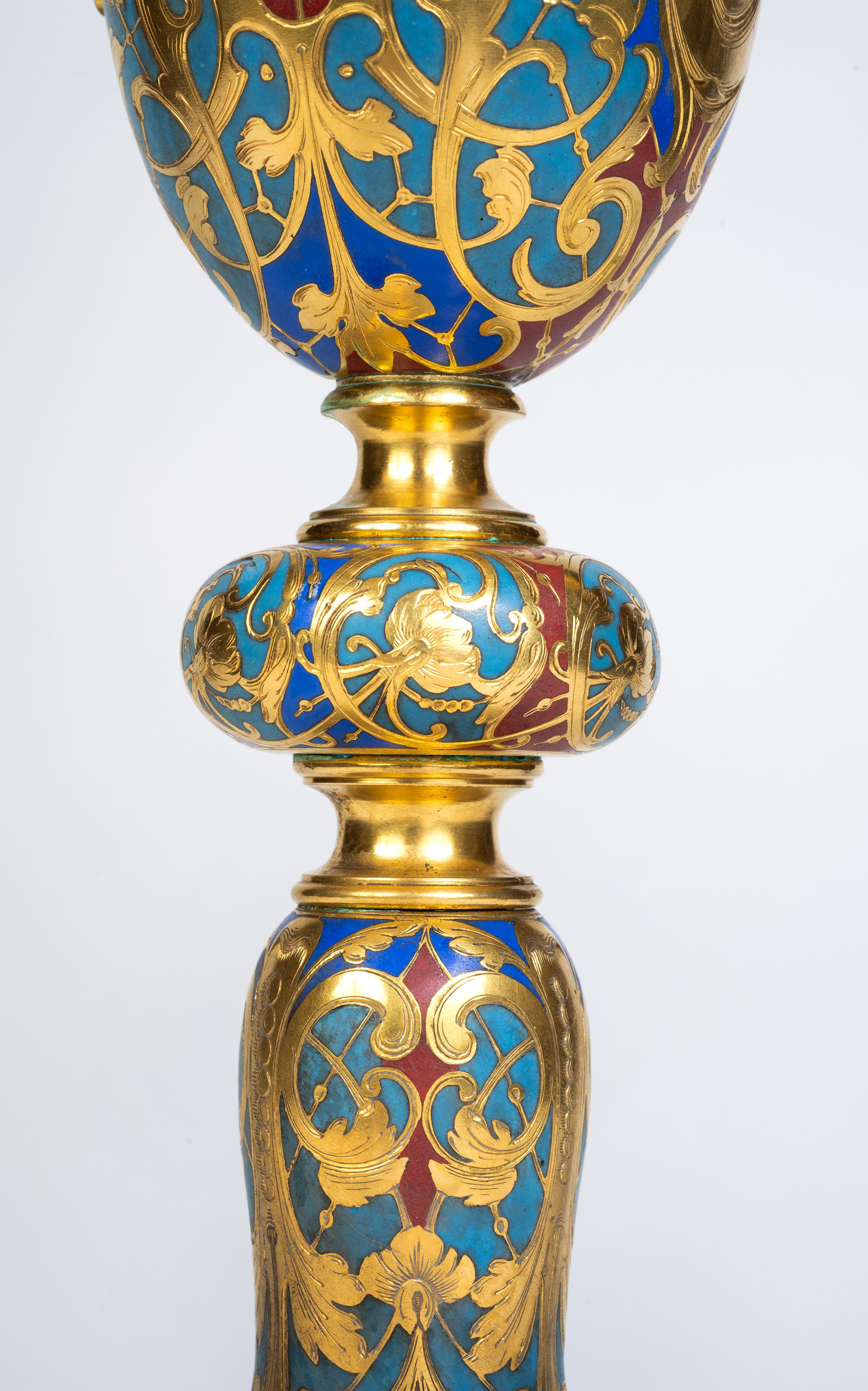 Une paire exceptionnelle de candélabres en émail champlevé et bronze doré de Sevin & Barbedienne en vente 11