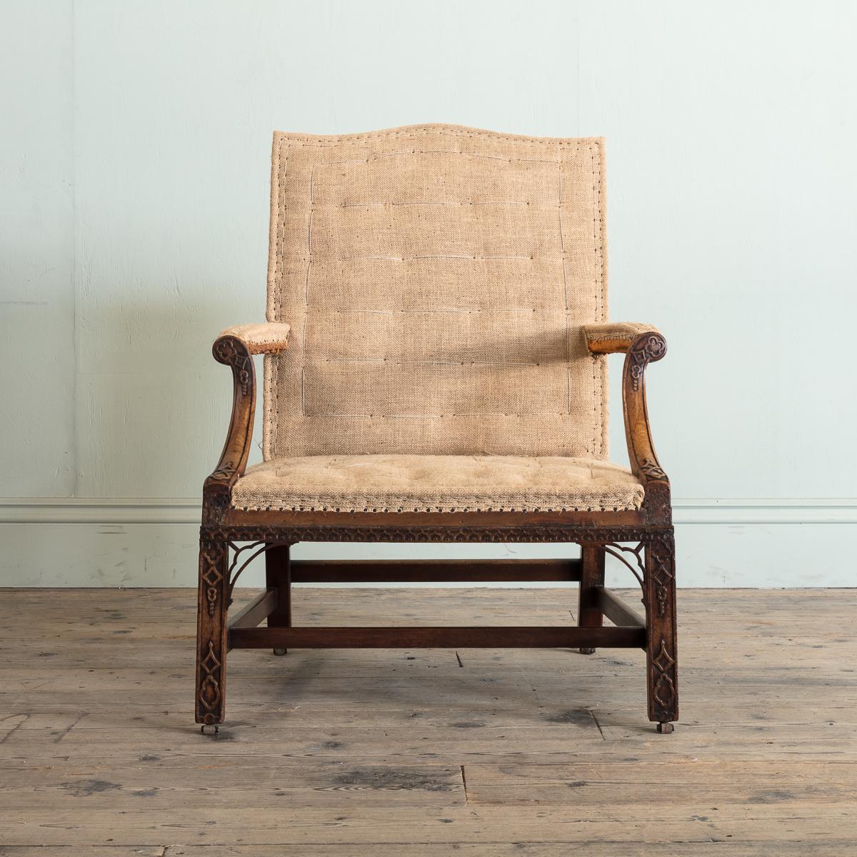 Sculpté Exceptionnelle paire de chaises Gainsborough en acajou du début de l'ère George III en vente