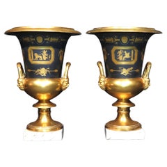 Excepcional pareja de jarrones con forma de campana de porcelana Old Paris, circa 1830