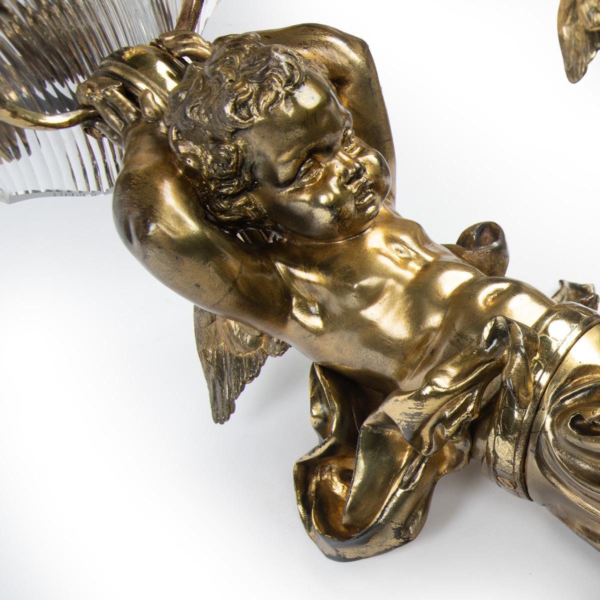 Exceptionnelle paire d'appliques en bronze doré et verre Triton de Lerolle, Paris en vente 4