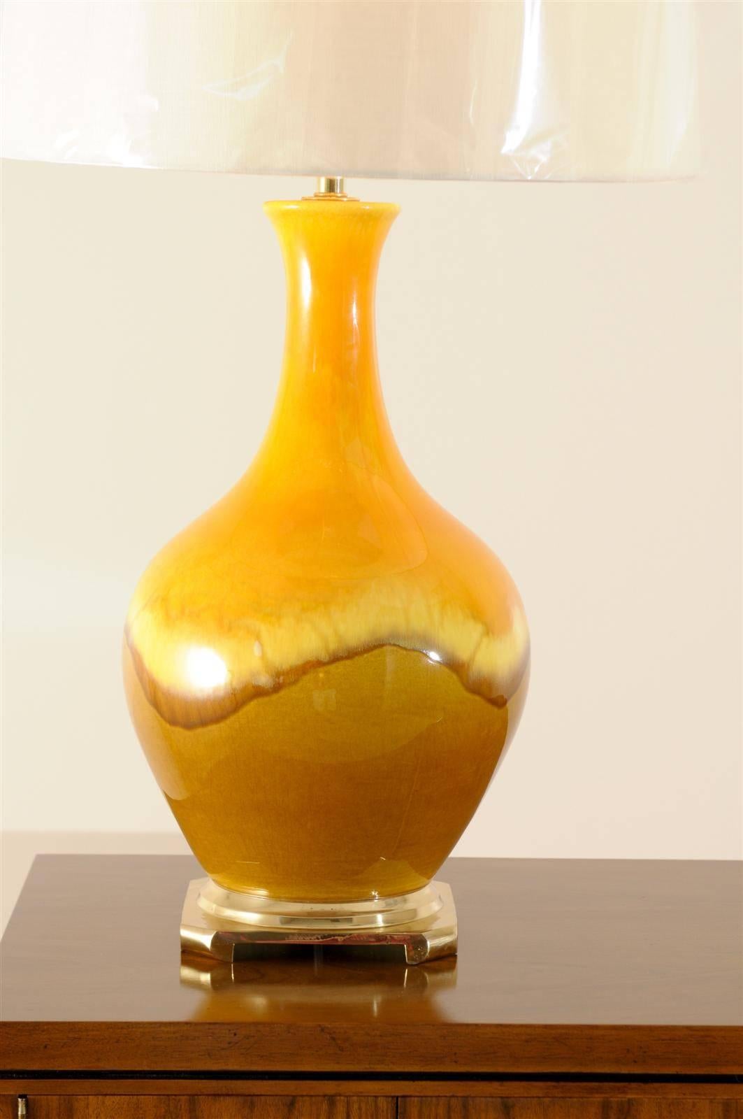Mid-Century Modern Exceptional Pair of Yellow Ochre and Caramel Ceramic Lamps, circa 1970 For Sale