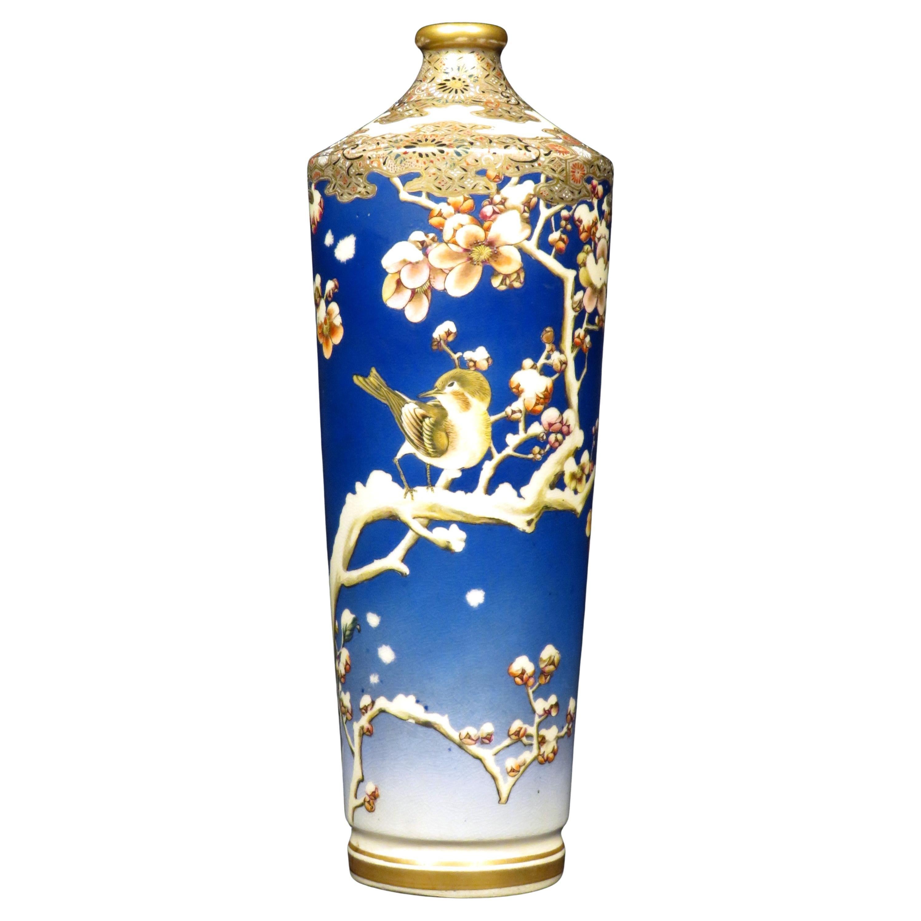 Excepcional jarrón cilíndrico japonés Satsuma, periodo Meiji (1868-1912)