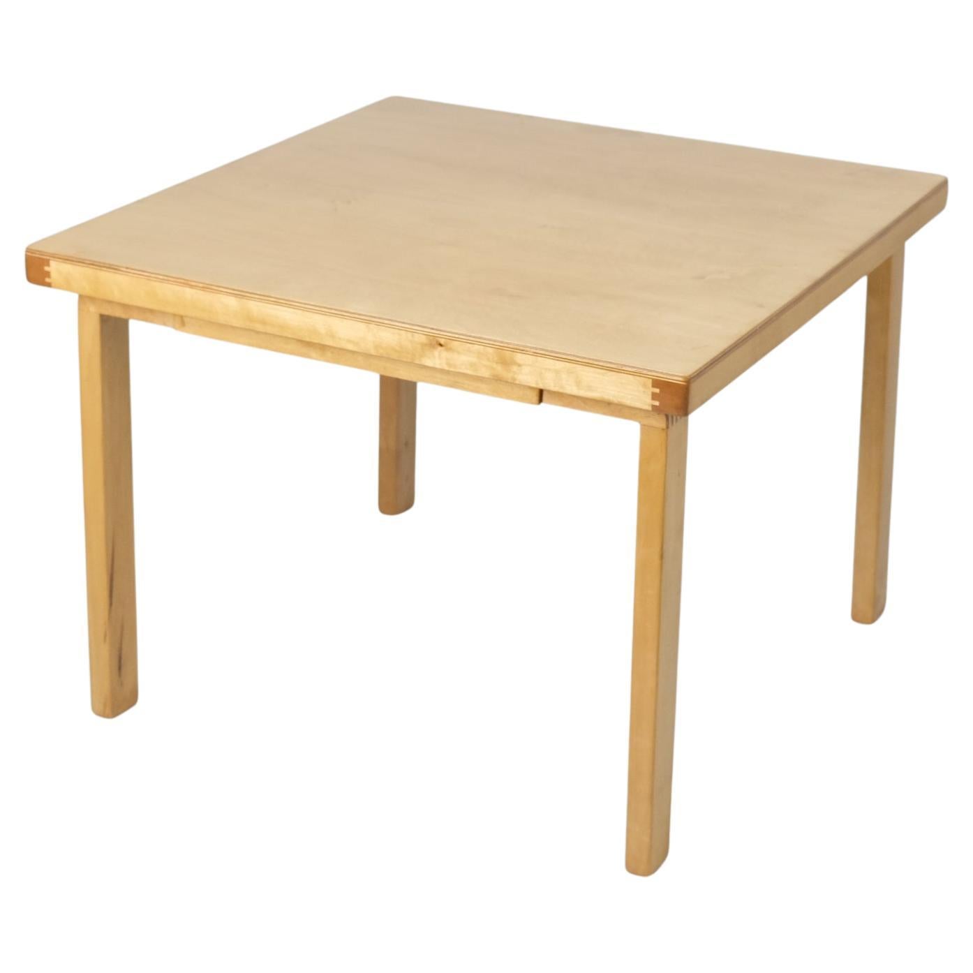 Ein außergewöhnlich seltener Alvar Aalto Couchtisch aus der Kriegszeit in Birke, Artek 1940er Jahre im Angebot